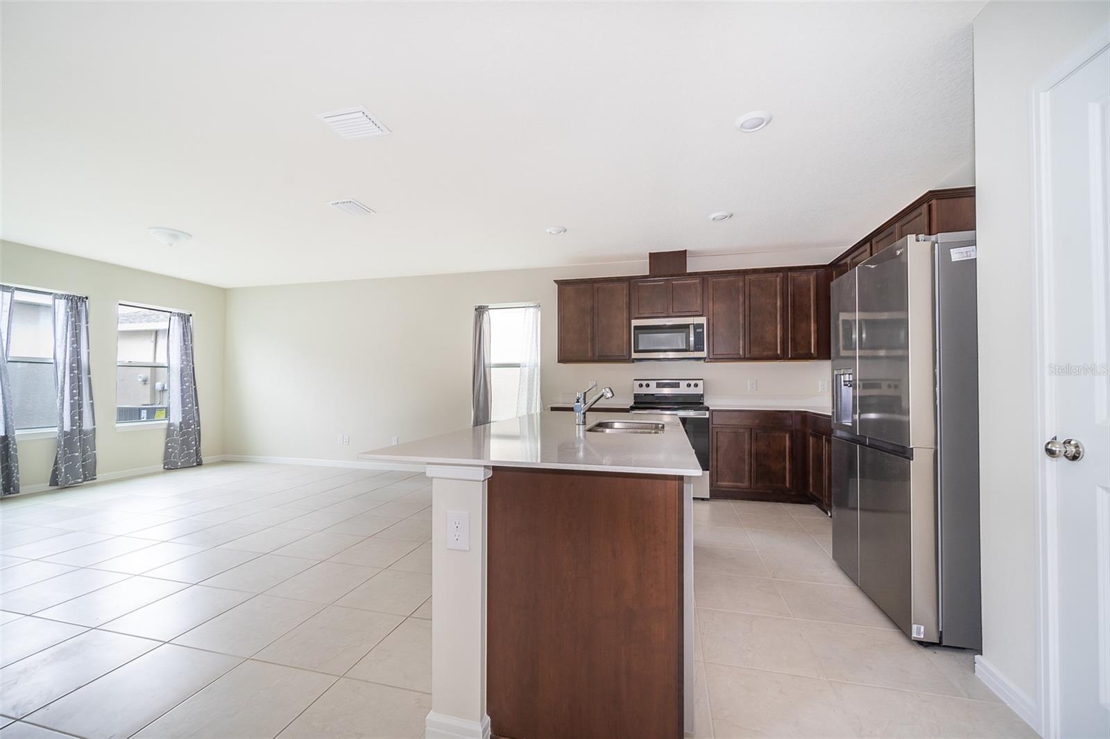 1941 SUMMER SERENITY DR, KISSIMMEE, FL, 34744
