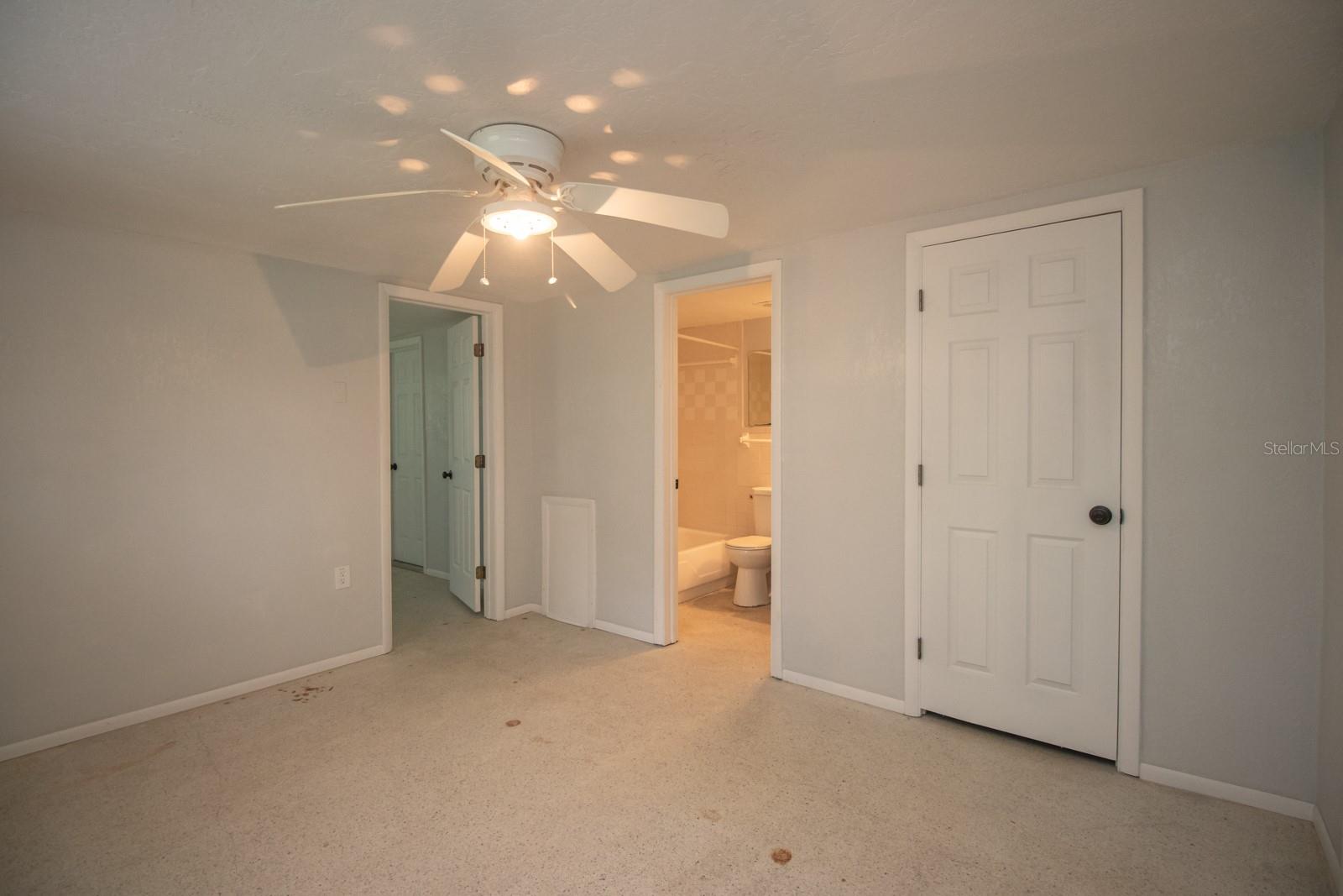 5615 VAN DOREN AVE, NEW PORT RICHEY, FL, 34652