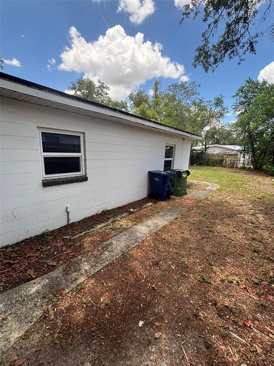 2908 E HOWELL ST, TAMPA, FL, 33610