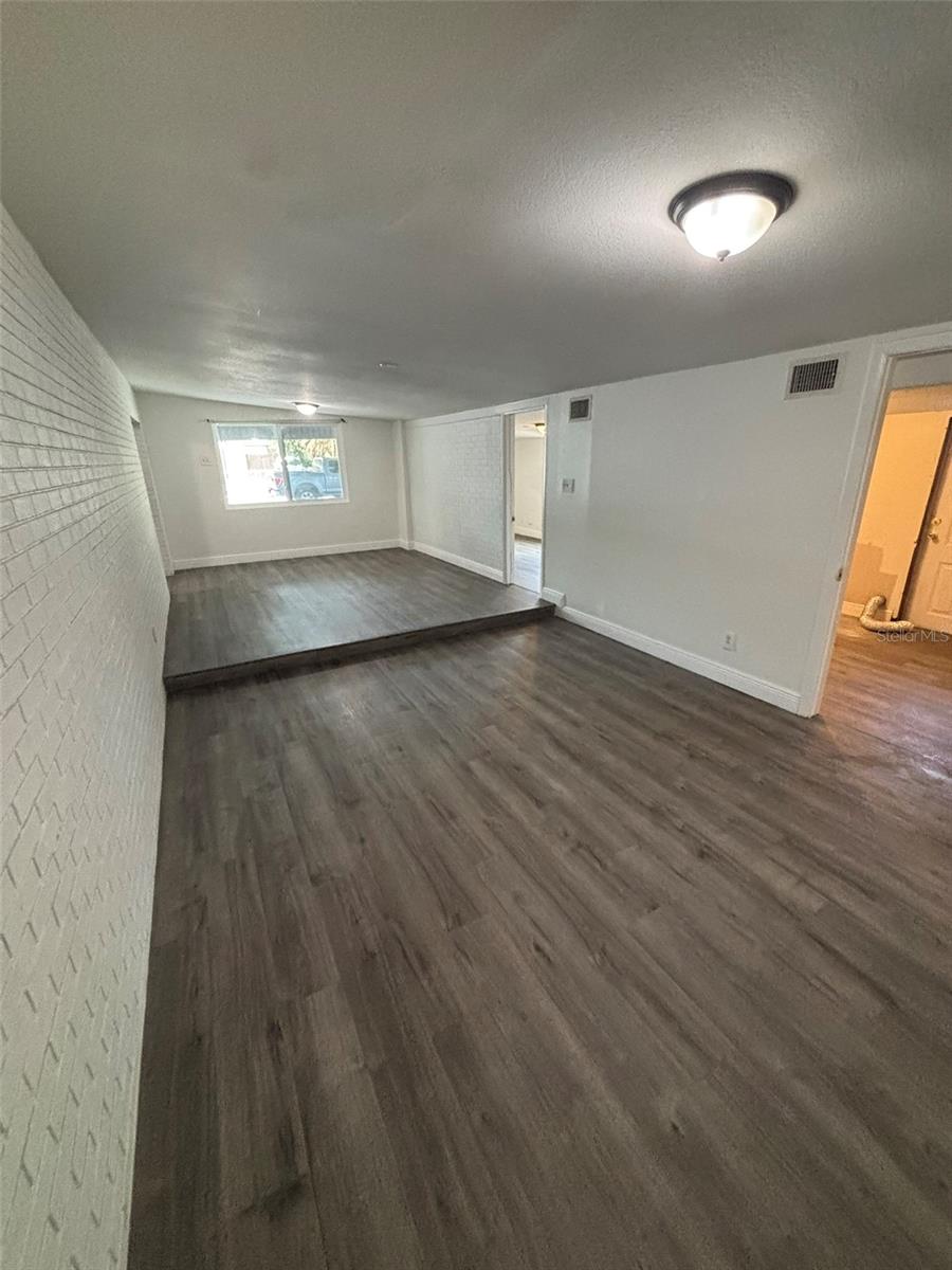 2908 E HOWELL ST, TAMPA, FL, 33610