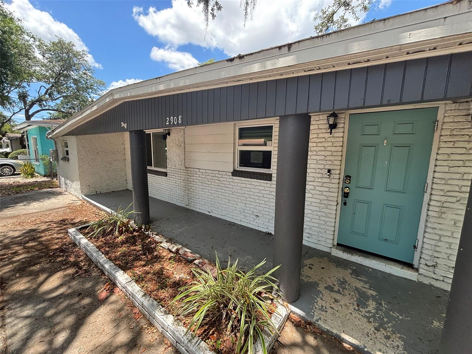 2908 E HOWELL ST, TAMPA, FL, 33610