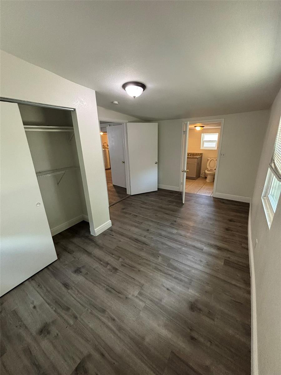 2908 E HOWELL ST, TAMPA, FL, 33610
