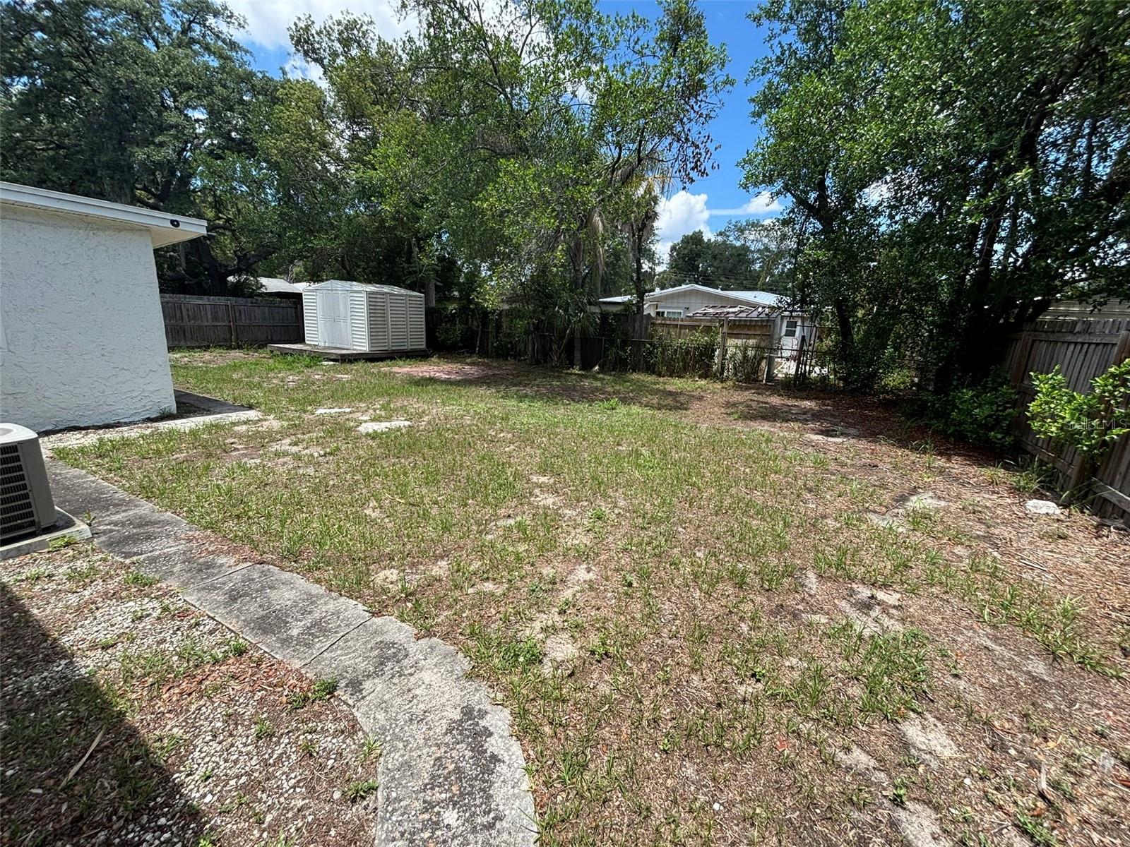 2908 E HOWELL ST, TAMPA, FL, 33610