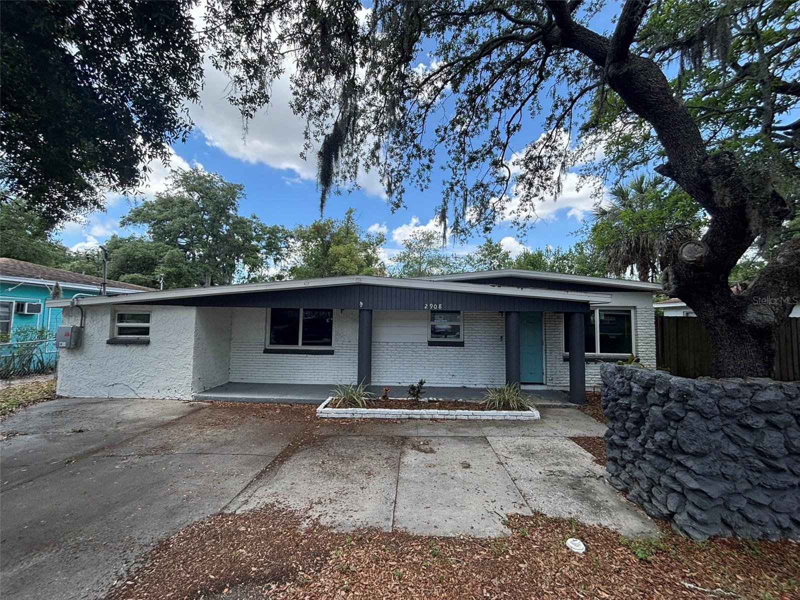 2908 E HOWELL ST, TAMPA, FL, 33610