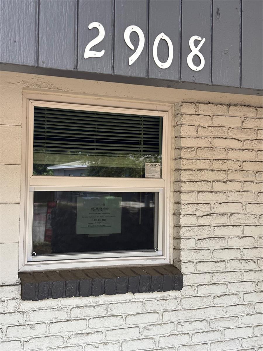 2908 E HOWELL ST, TAMPA, FL, 33610
