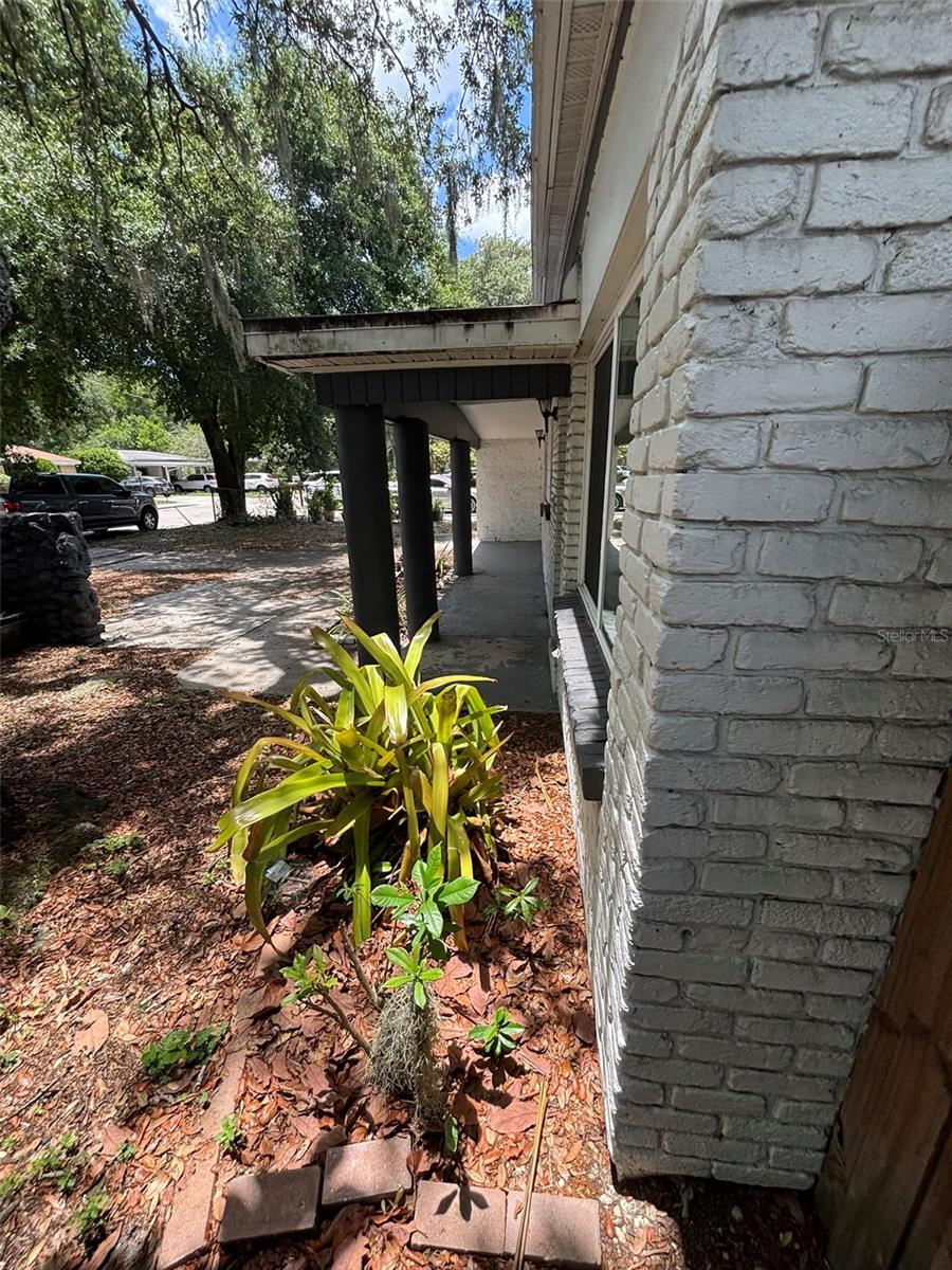 2908 E HOWELL ST, TAMPA, FL, 33610