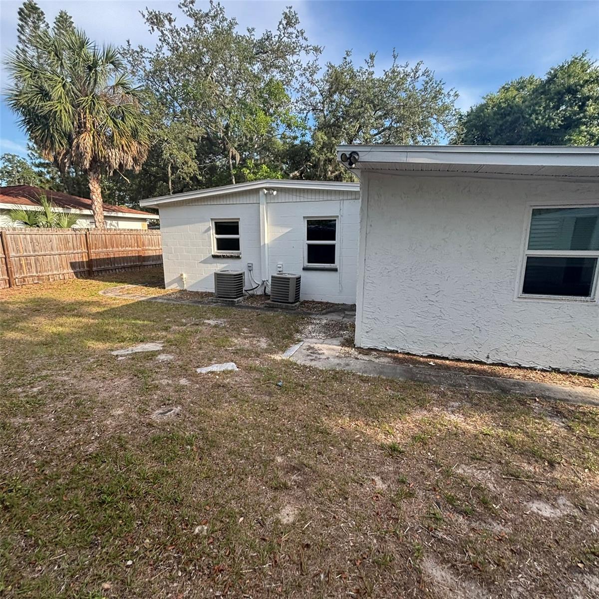 2908 E HOWELL ST, TAMPA, FL, 33610