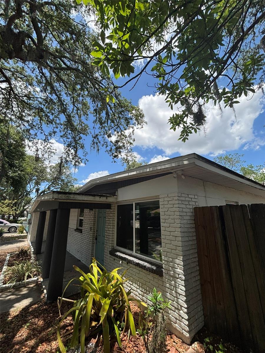2908 E HOWELL ST, TAMPA, FL, 33610