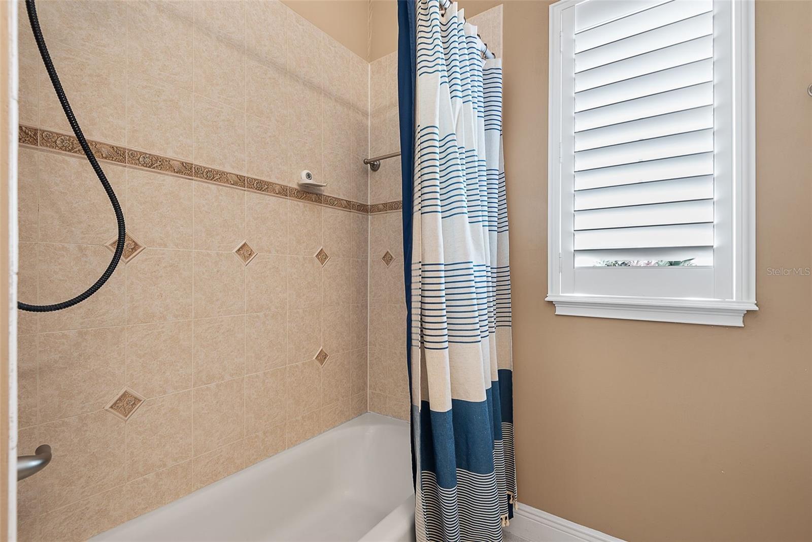 72 CLUB HOUSE DR, PALM COAST, FL, 32137