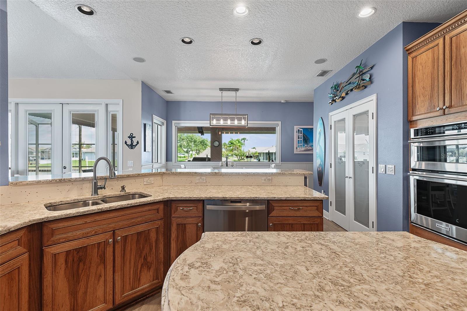 72 CLUB HOUSE DR, PALM COAST, FL, 32137