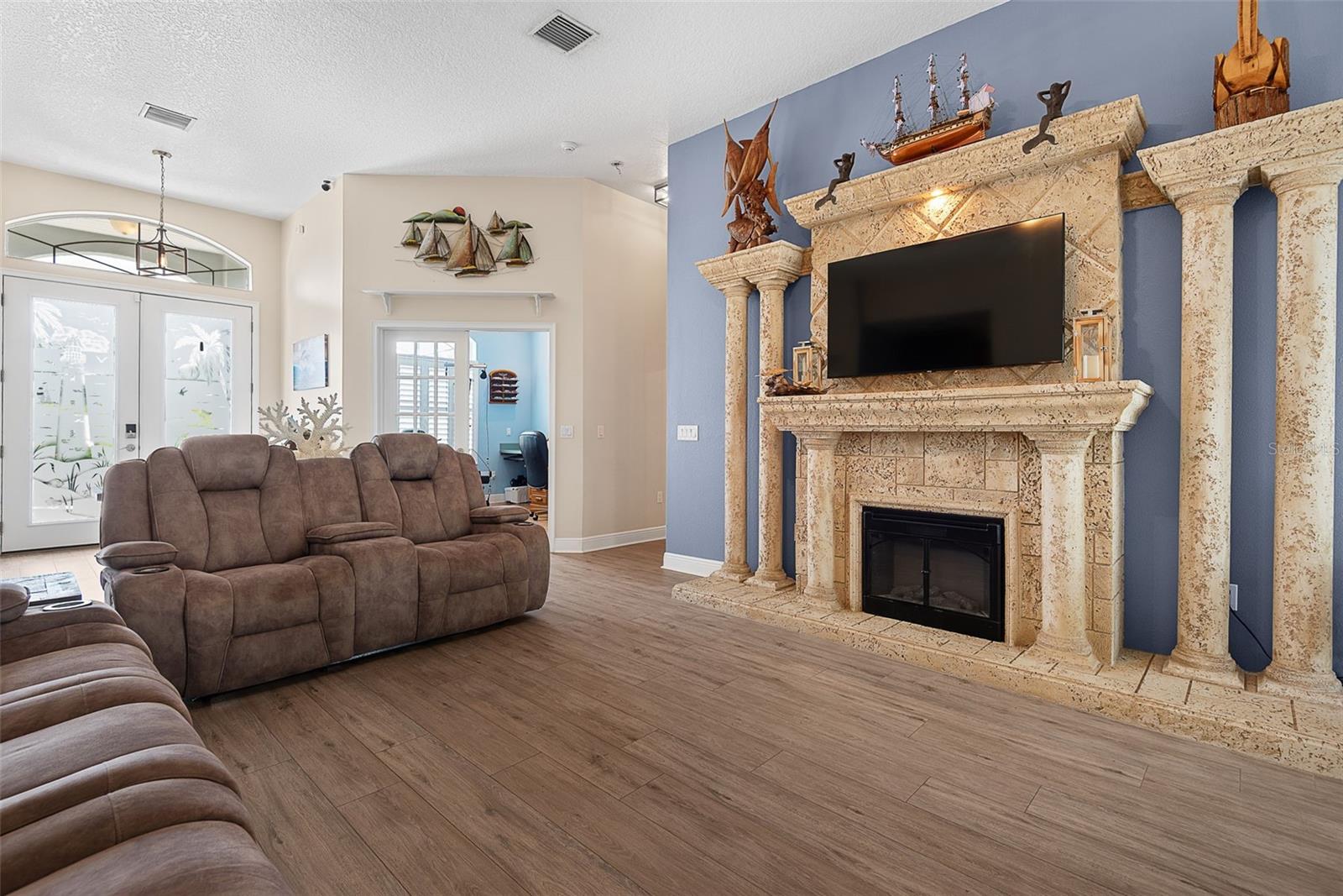72 CLUB HOUSE DR, PALM COAST, FL, 32137