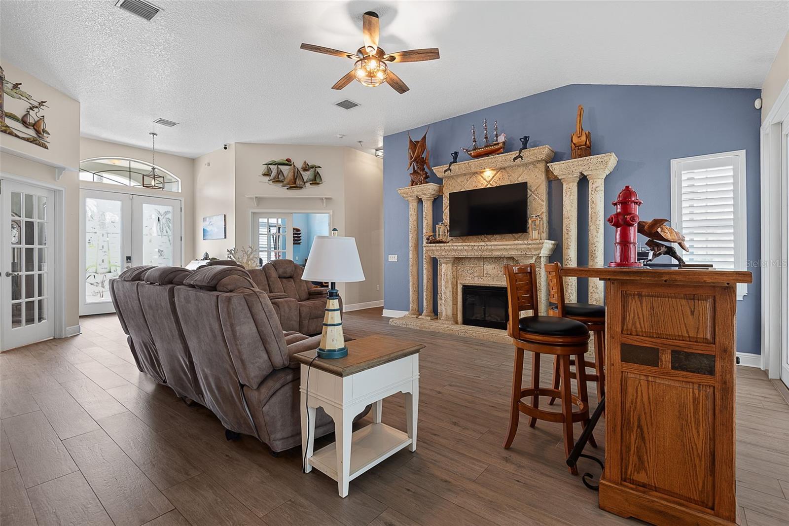 72 CLUB HOUSE DR, PALM COAST, FL, 32137
