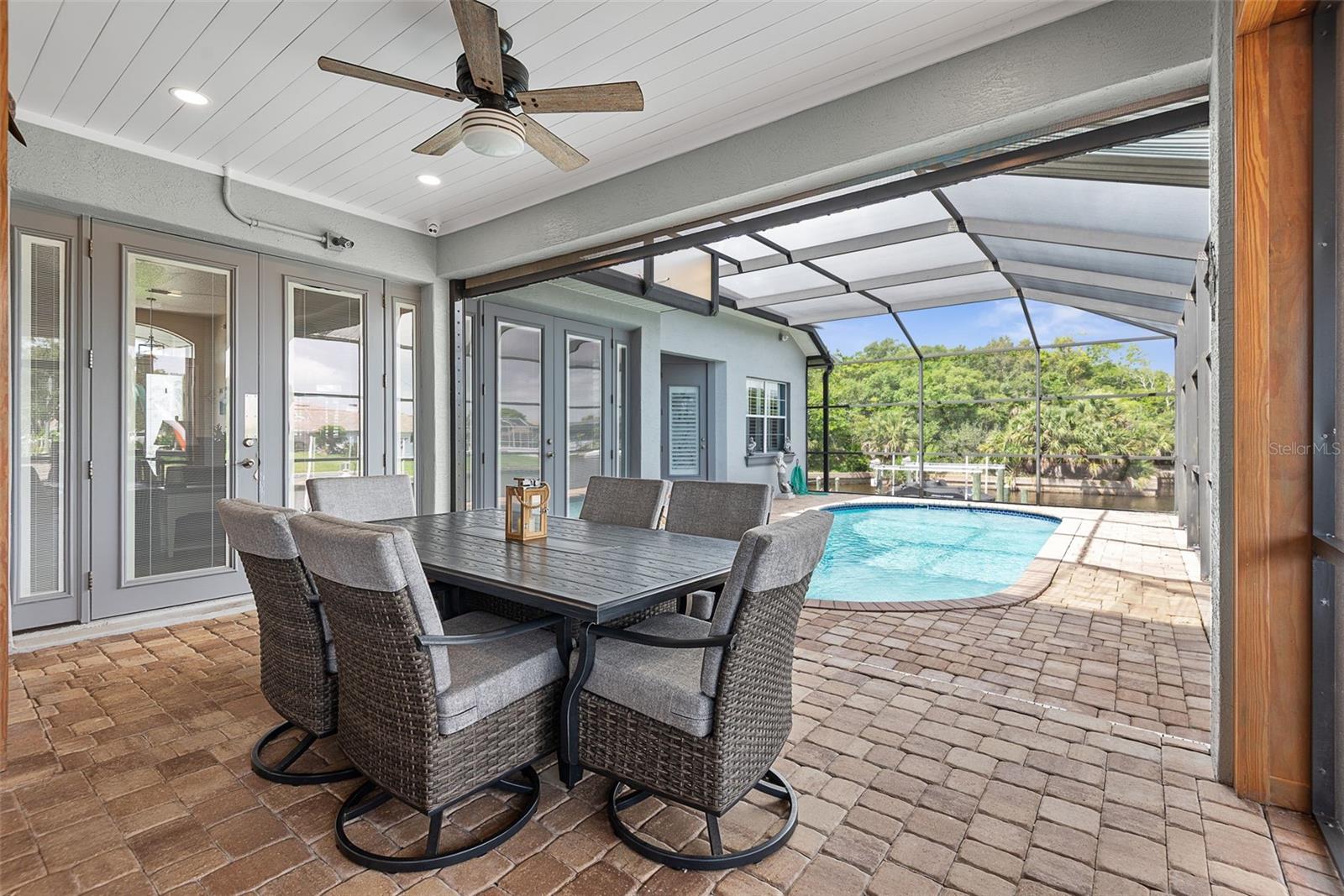 72 CLUB HOUSE DR, PALM COAST, FL, 32137