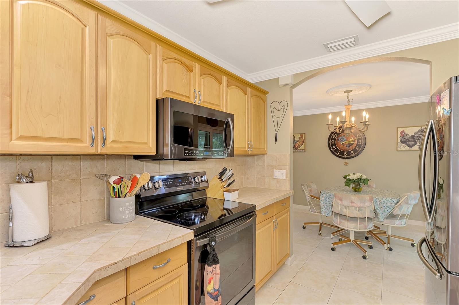 411 NIGHTINGALE RD, VENICE, FL, 34293