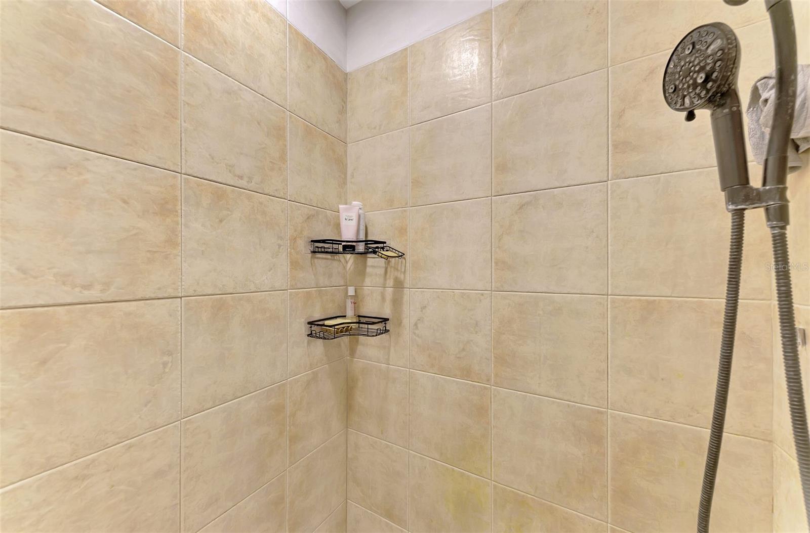 411 NIGHTINGALE RD, VENICE, FL, 34293