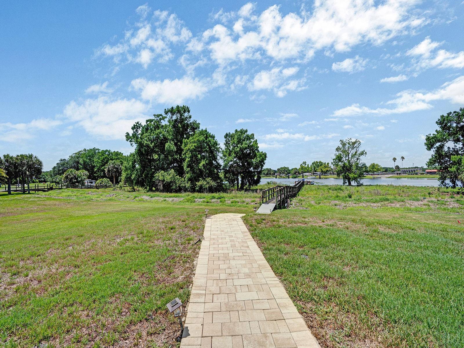 16270 FOREST MIST CT, ALVA, FL, 33920