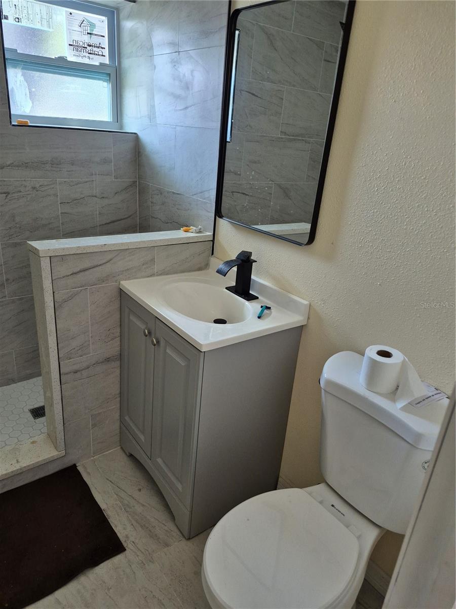5680 28TH ST N #D1, ST PETERSBURG, FL, 33714