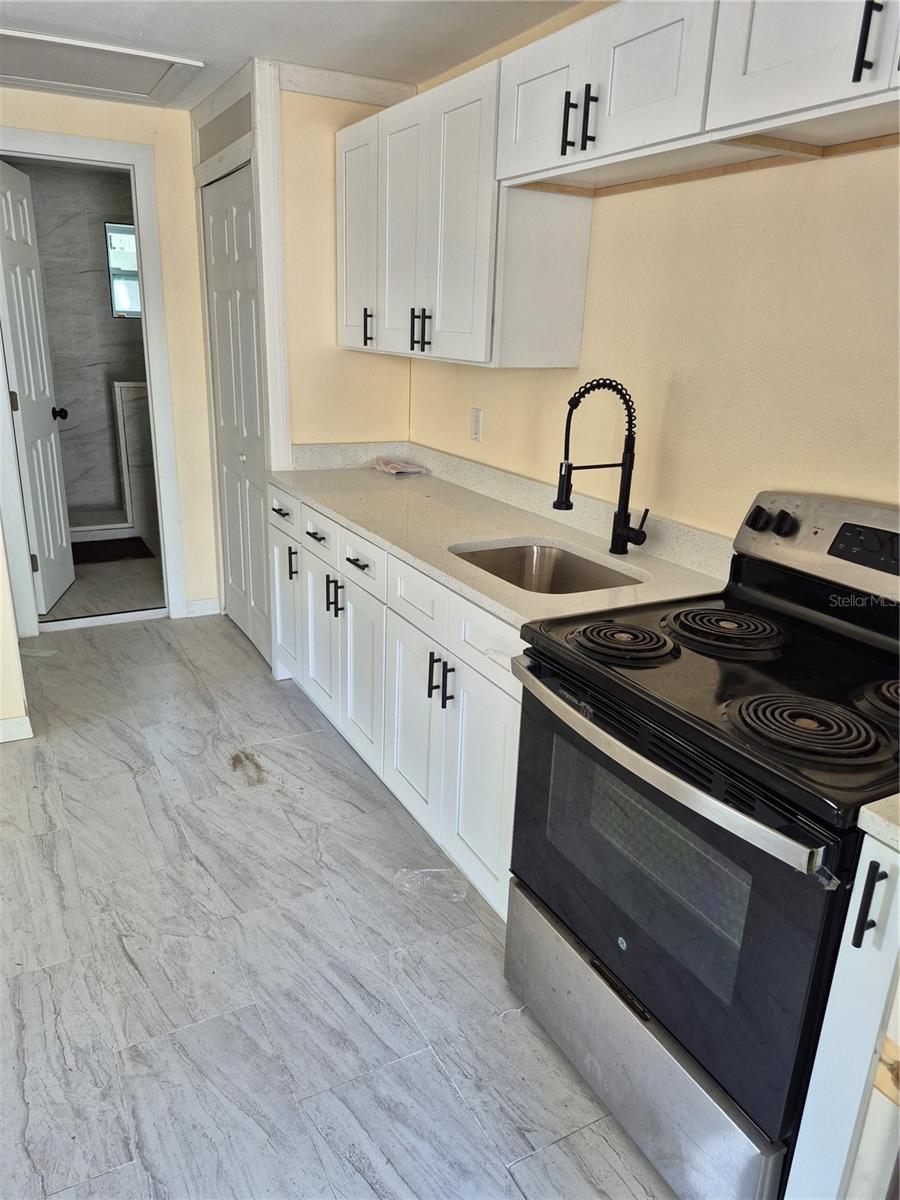 5680 28TH ST N #D1, ST PETERSBURG, FL, 33714
