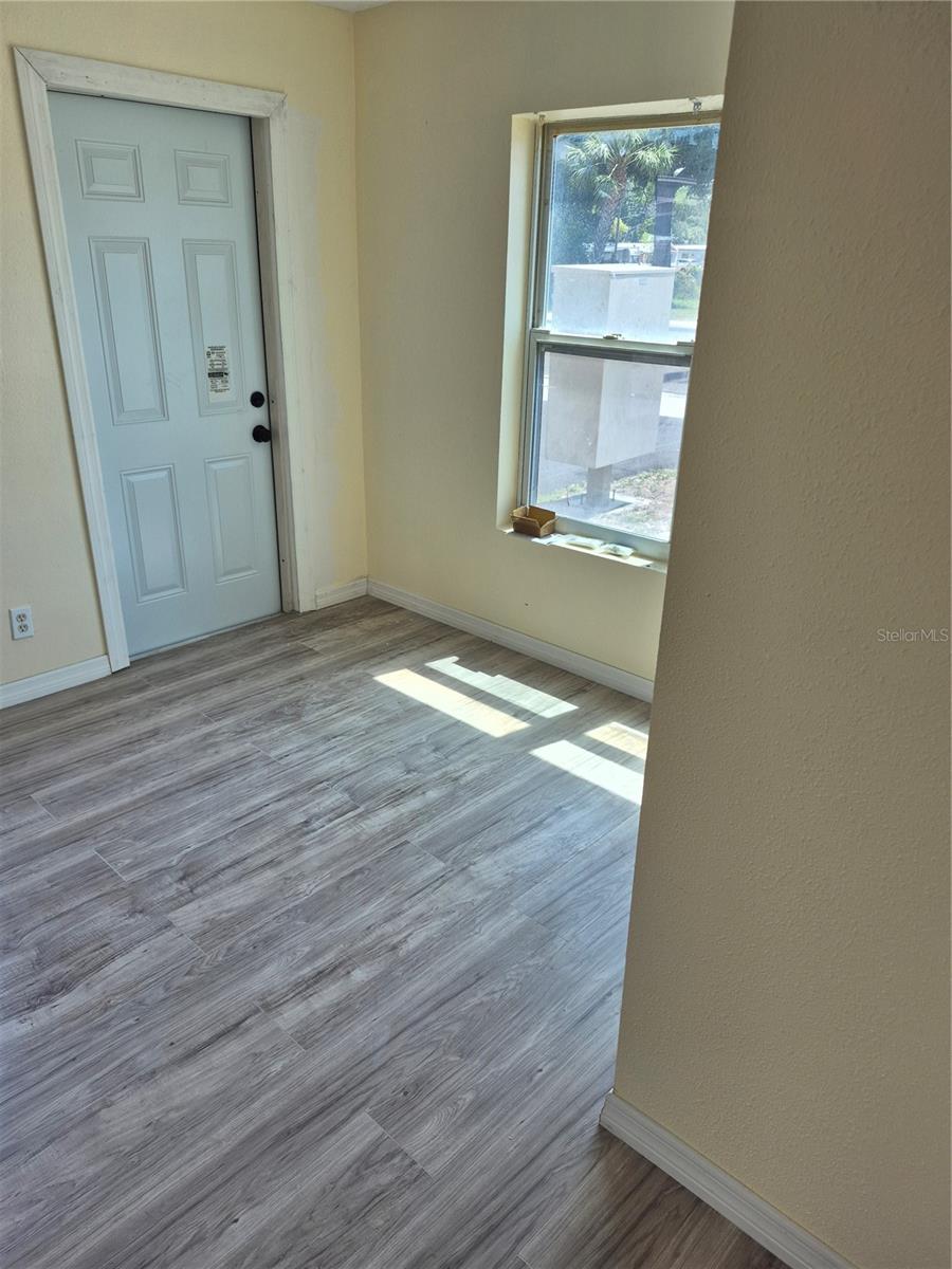 5680 28TH ST N #D5, ST PETERSBURG, FL, 33714