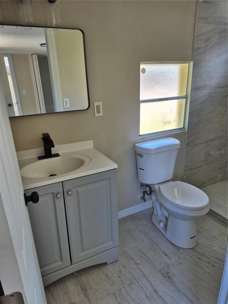 5680 28TH ST N #L2, ST PETERSBURG, FL, 33714