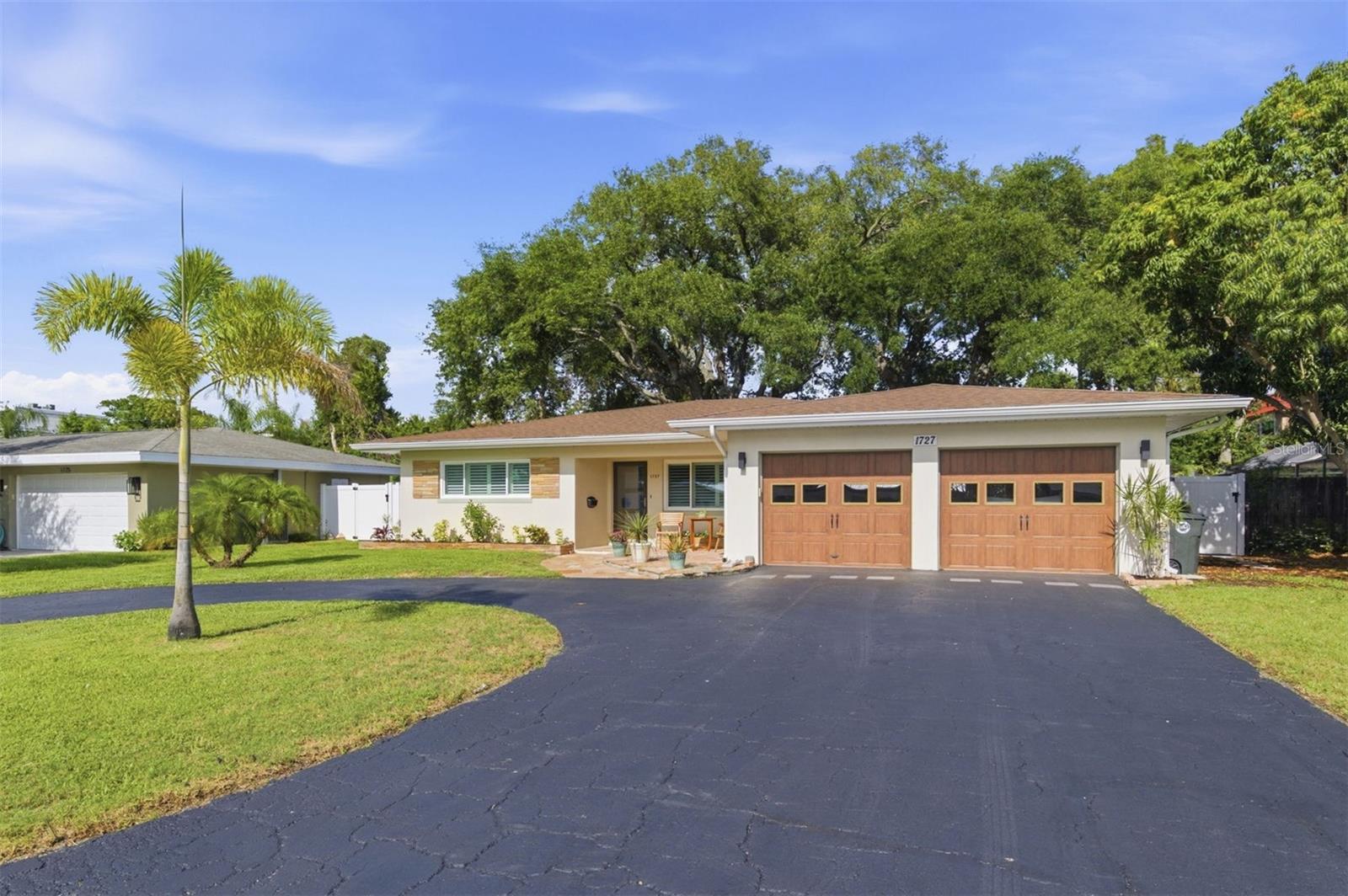 1727 CYPRESS AVE, BELLEAIR, FL, 33756