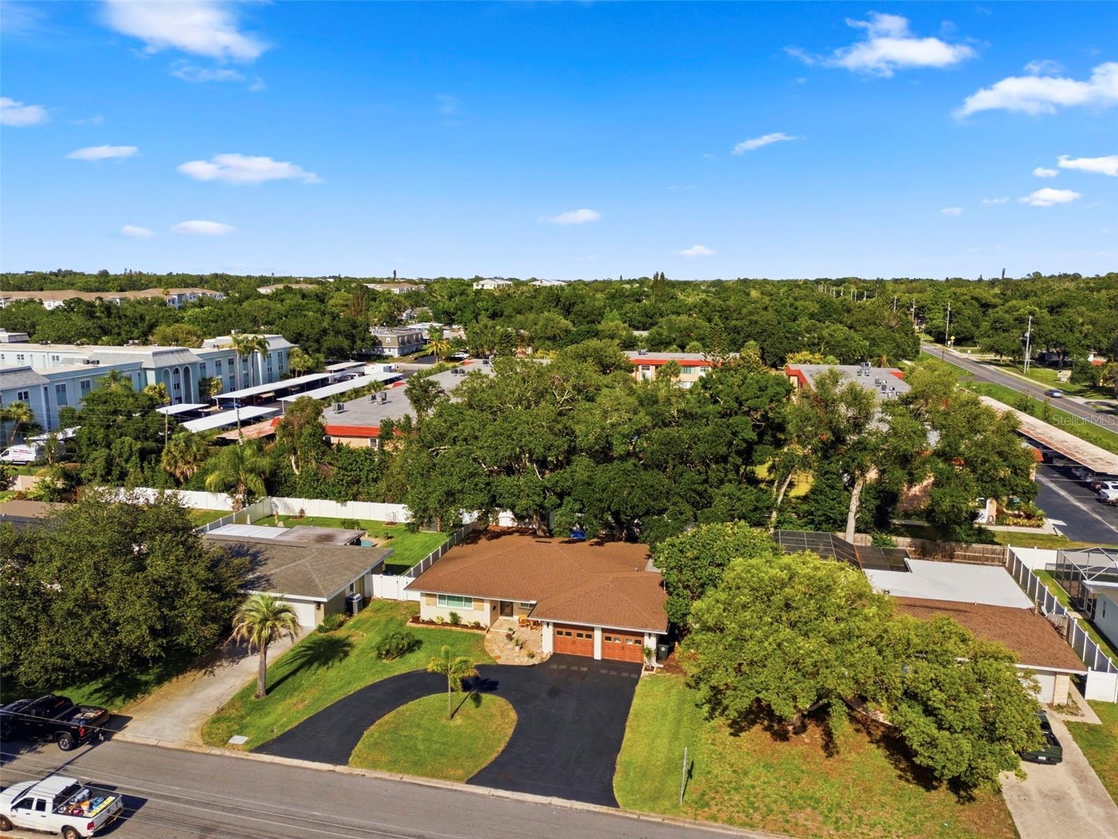 1727 CYPRESS AVE, BELLEAIR, FL, 33756