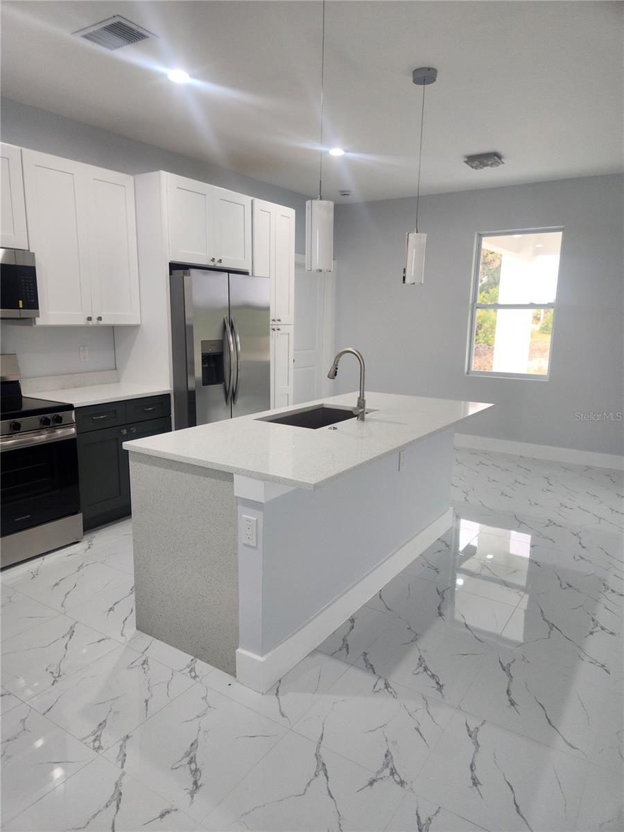 12025 CLARENDON AVE, PORT CHARLOTTE, FL, 33981