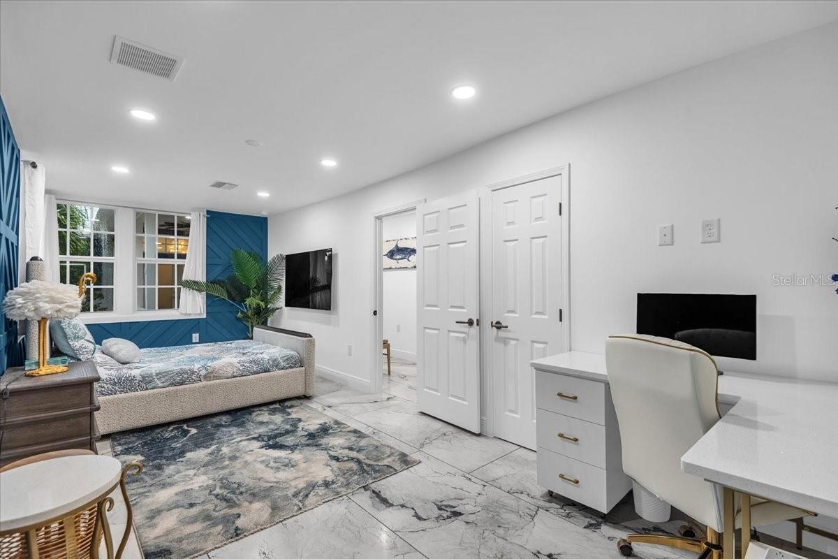 115 EDMONDSON AVE, SARASOTA, FL, 34242