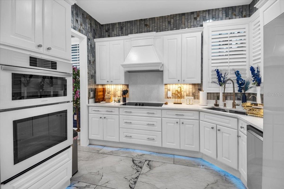 115 EDMONDSON AVE, SARASOTA, FL, 34242