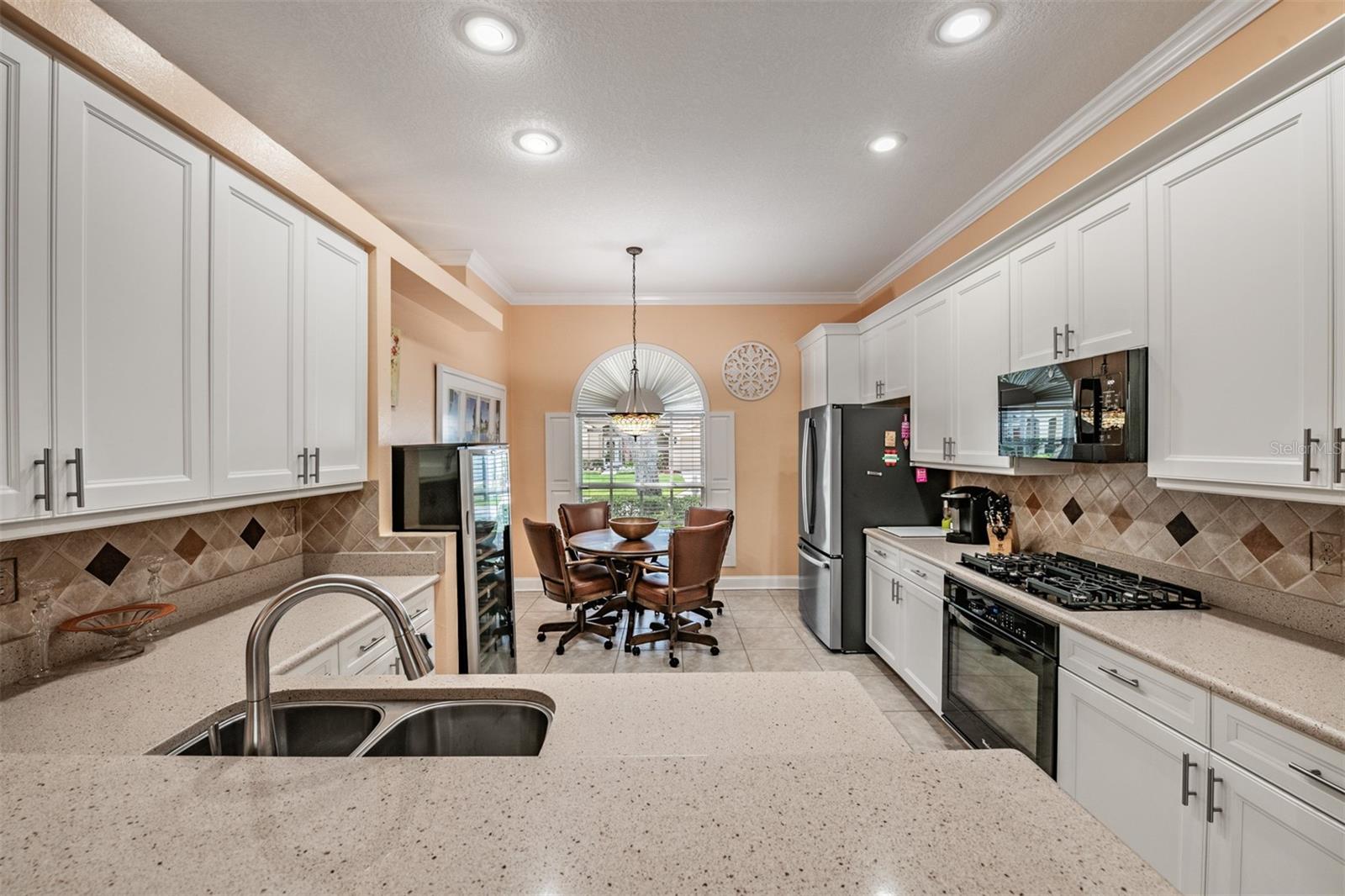 9459 HUNTERS POND DR, TAMPA, FL, 33647