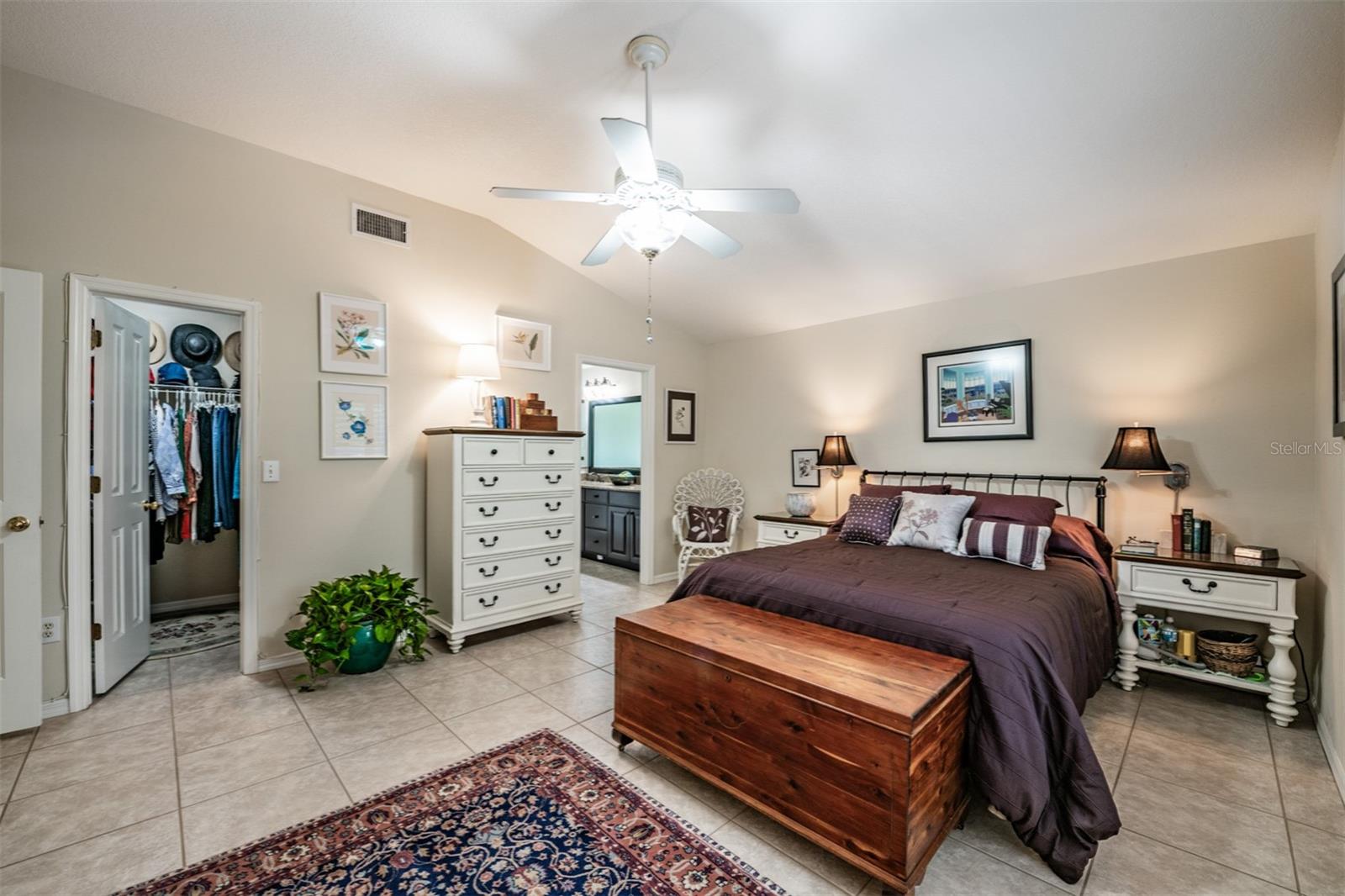 9459 HUNTERS POND DR, TAMPA, FL, 33647