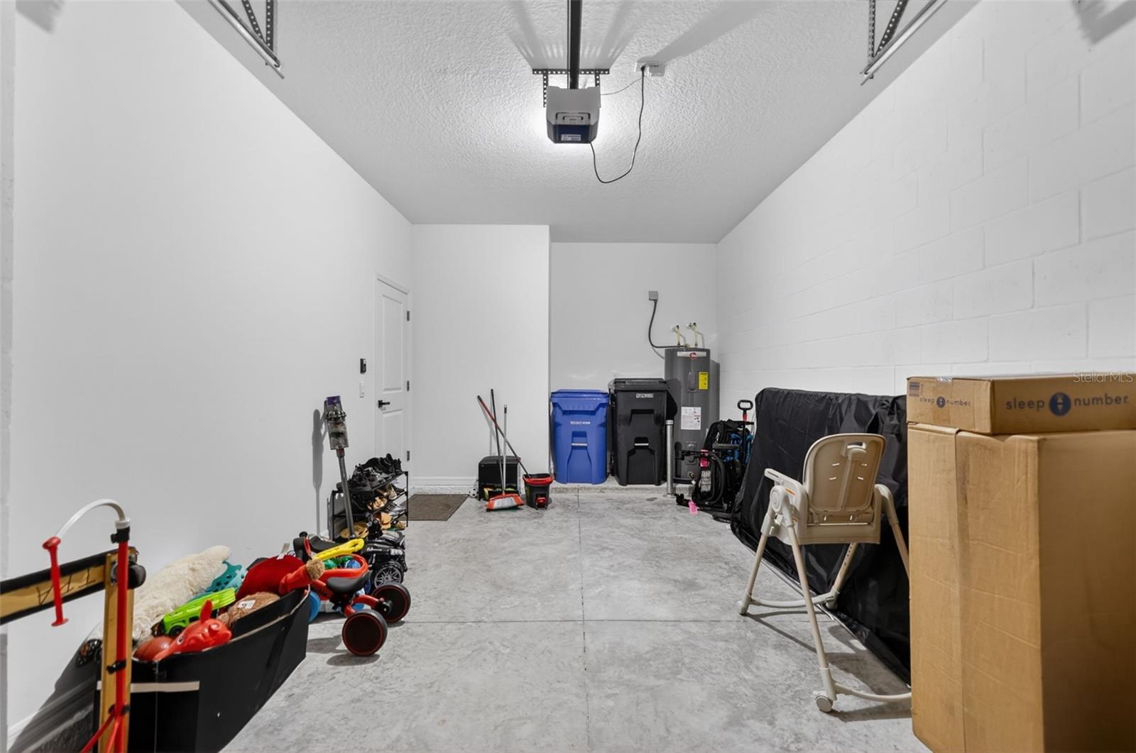 567 MANGROVE SHADE CIR, APOLLO BEACH, FL, 33572
