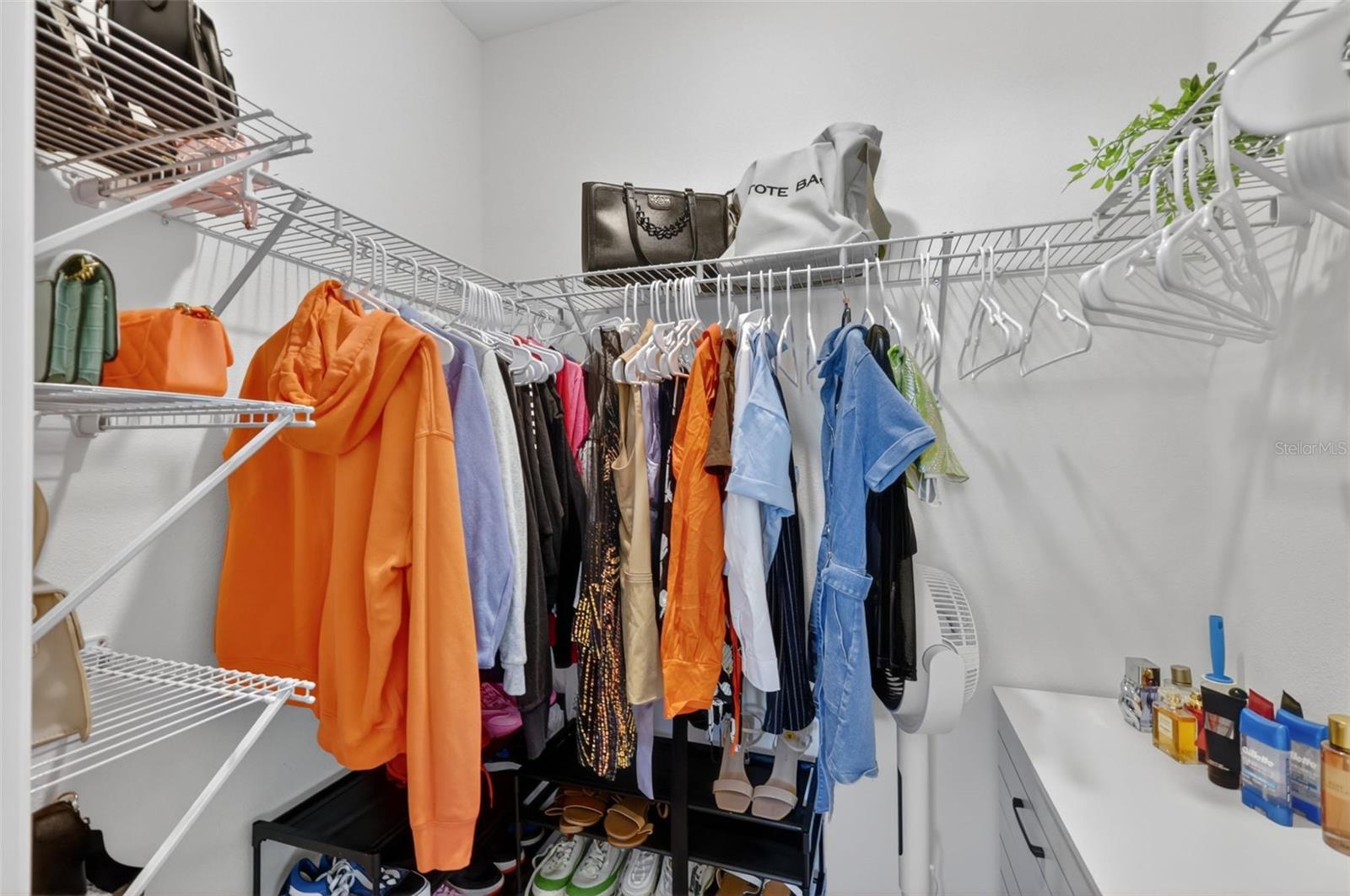 567 MANGROVE SHADE CIR, APOLLO BEACH, FL, 33572