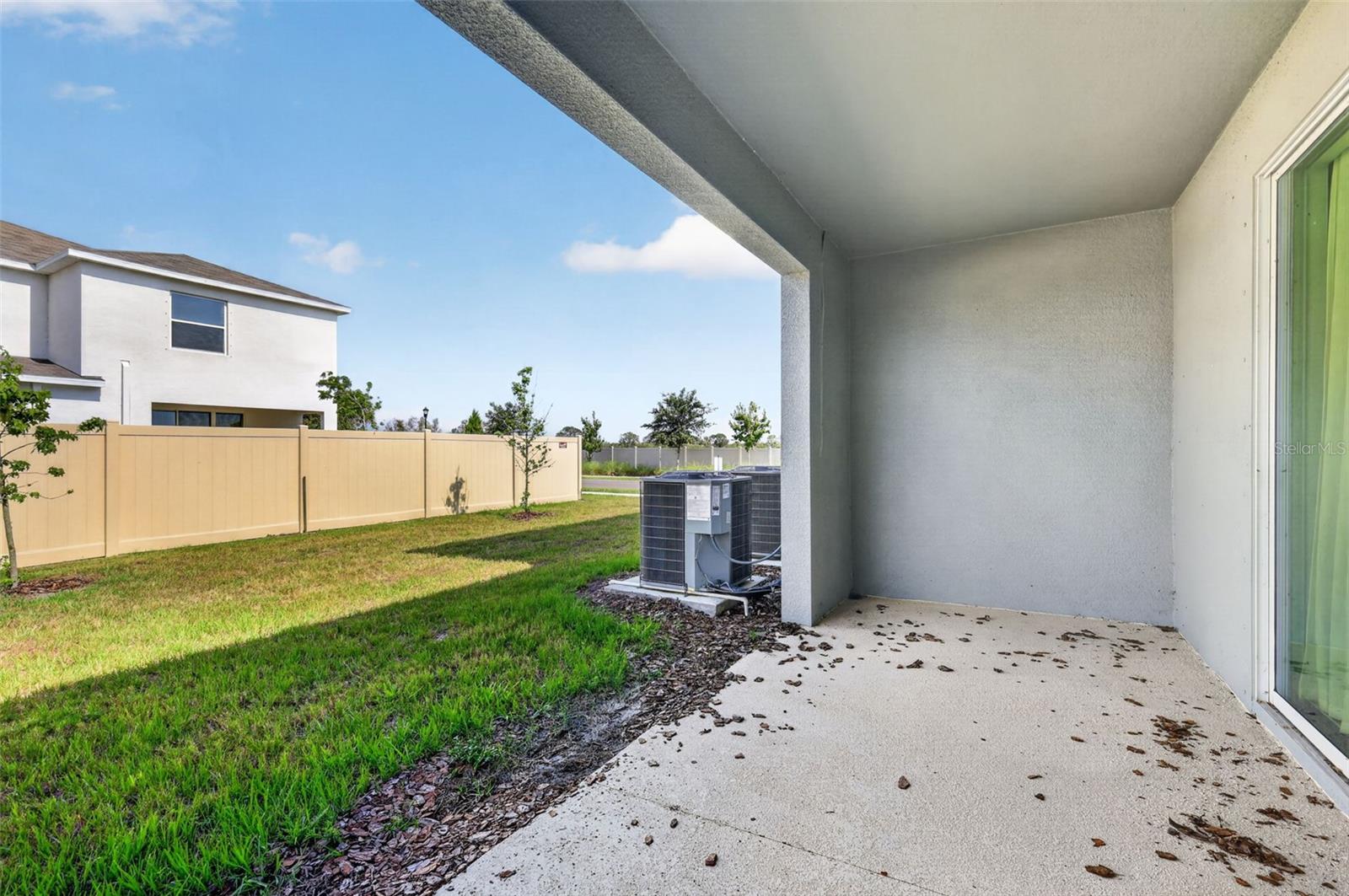 567 MANGROVE SHADE CIR, APOLLO BEACH, FL, 33572