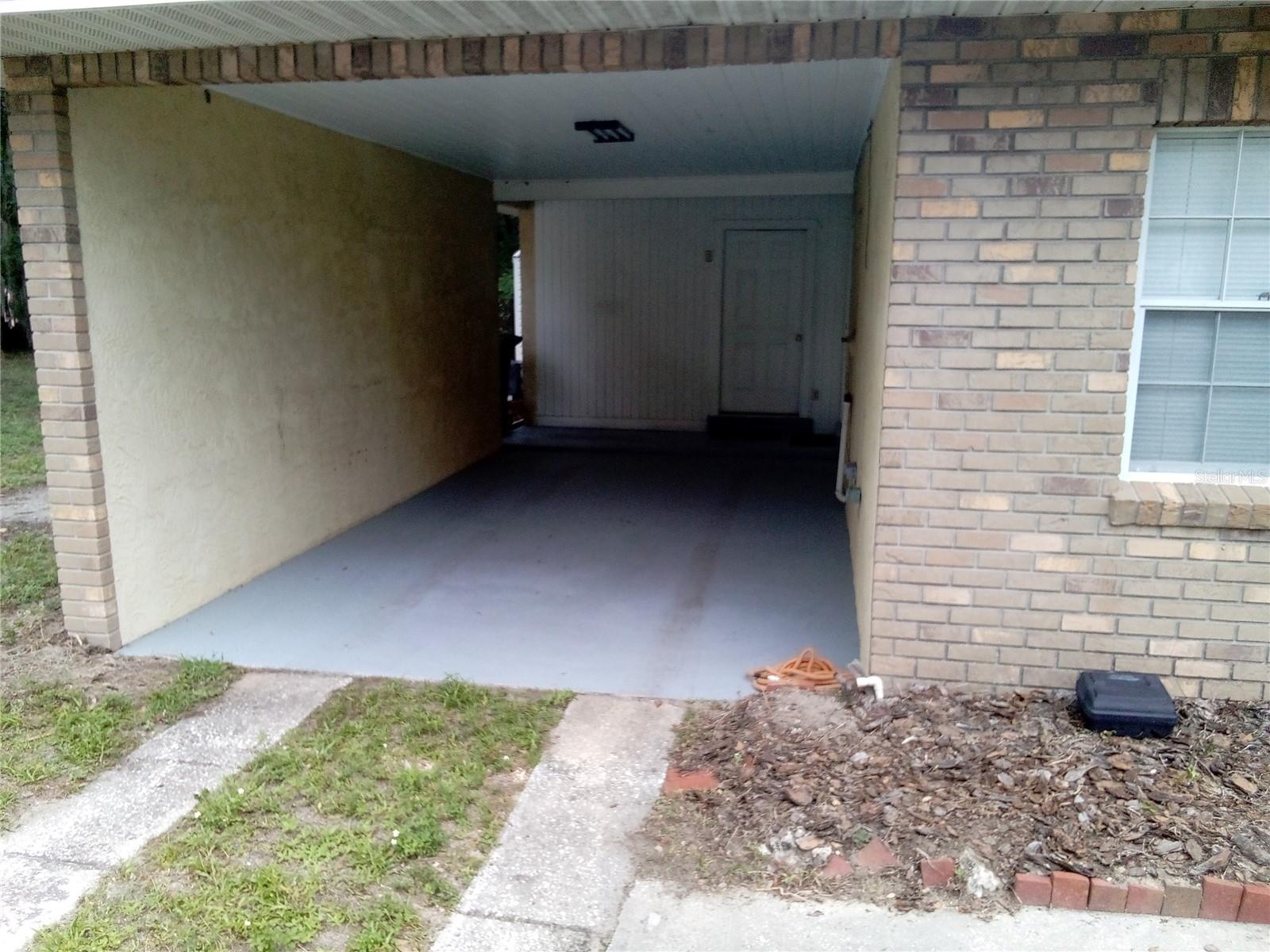 906 OAK DR, LEESBURG, FL, 34748