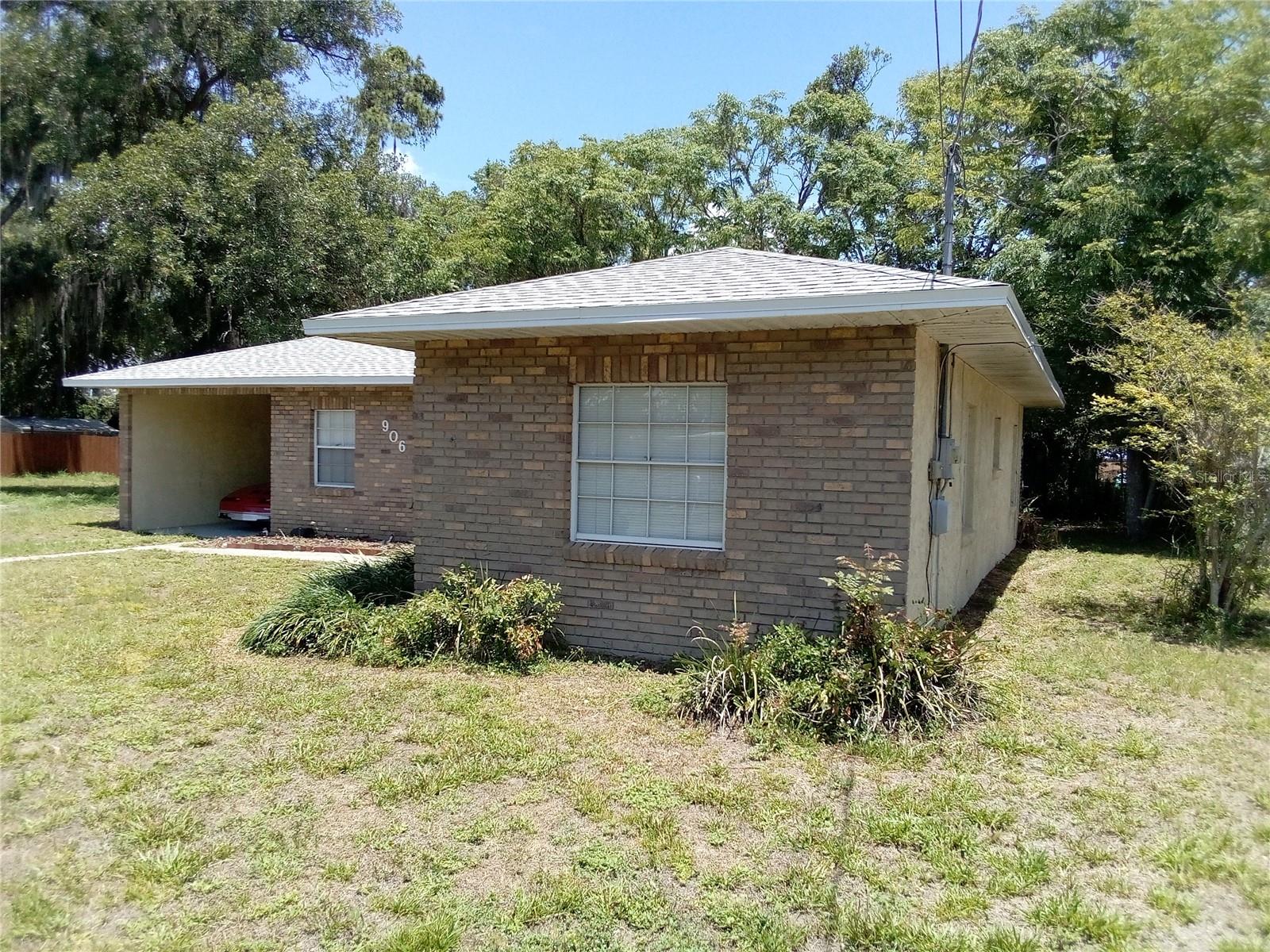 906 OAK DR, LEESBURG, FL, 34748