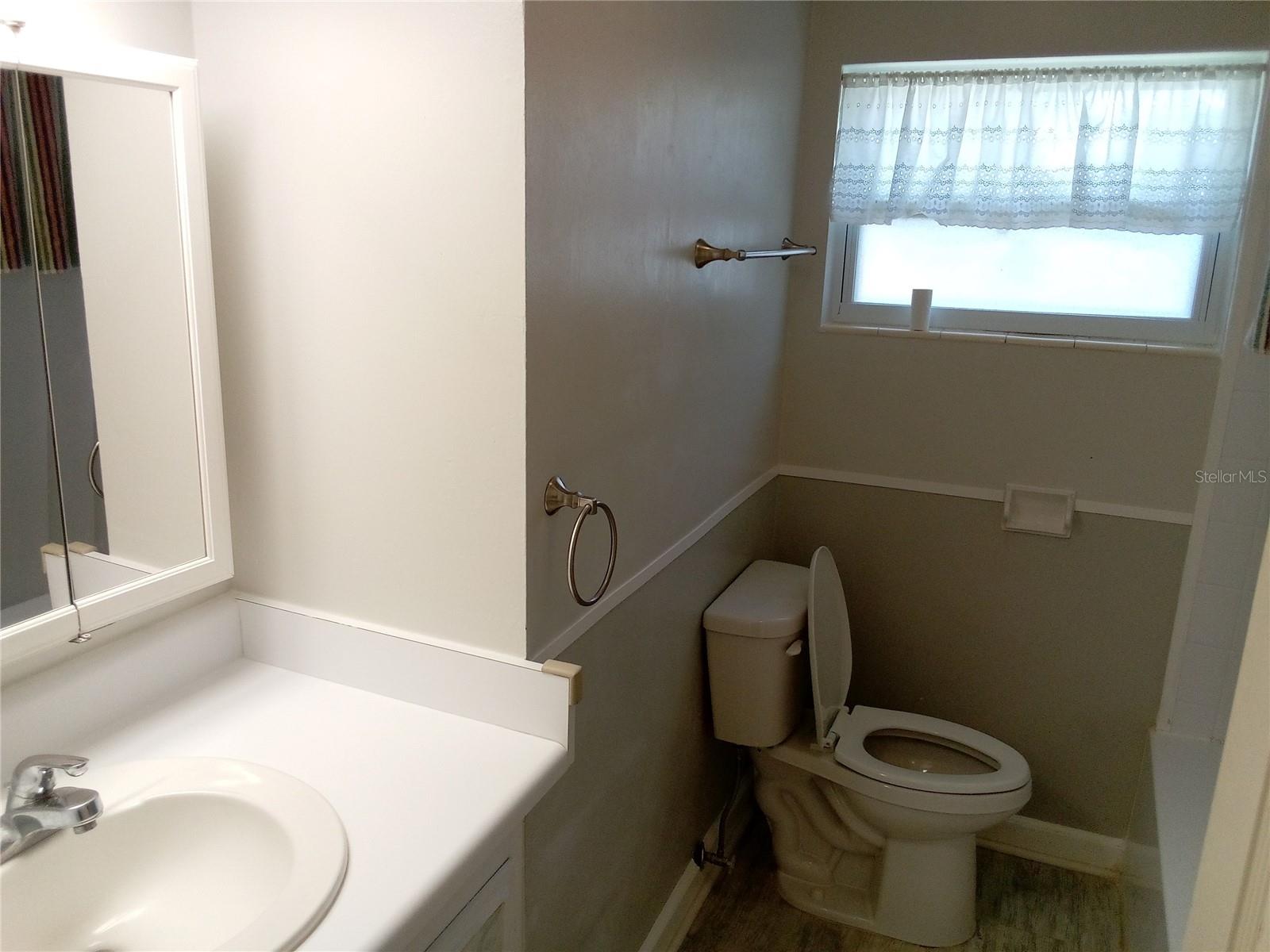 906 OAK DR, LEESBURG, FL, 34748