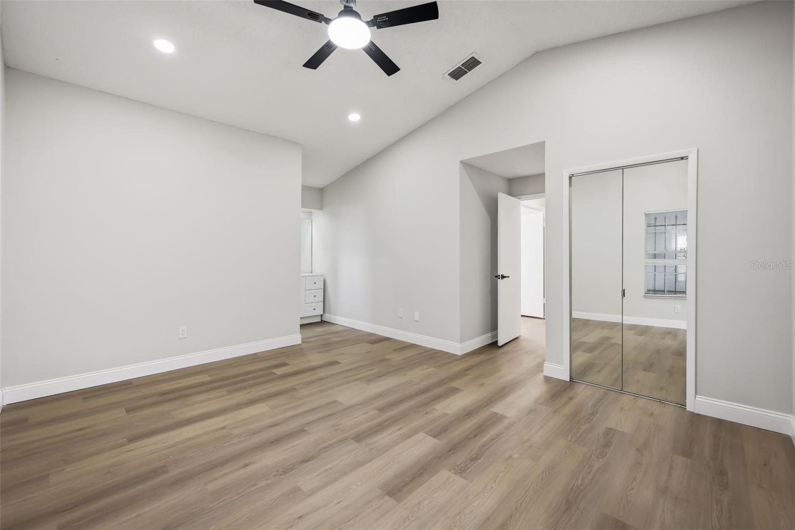 106 LAMPLIGHTER DR, SANFORD, FL, 32771