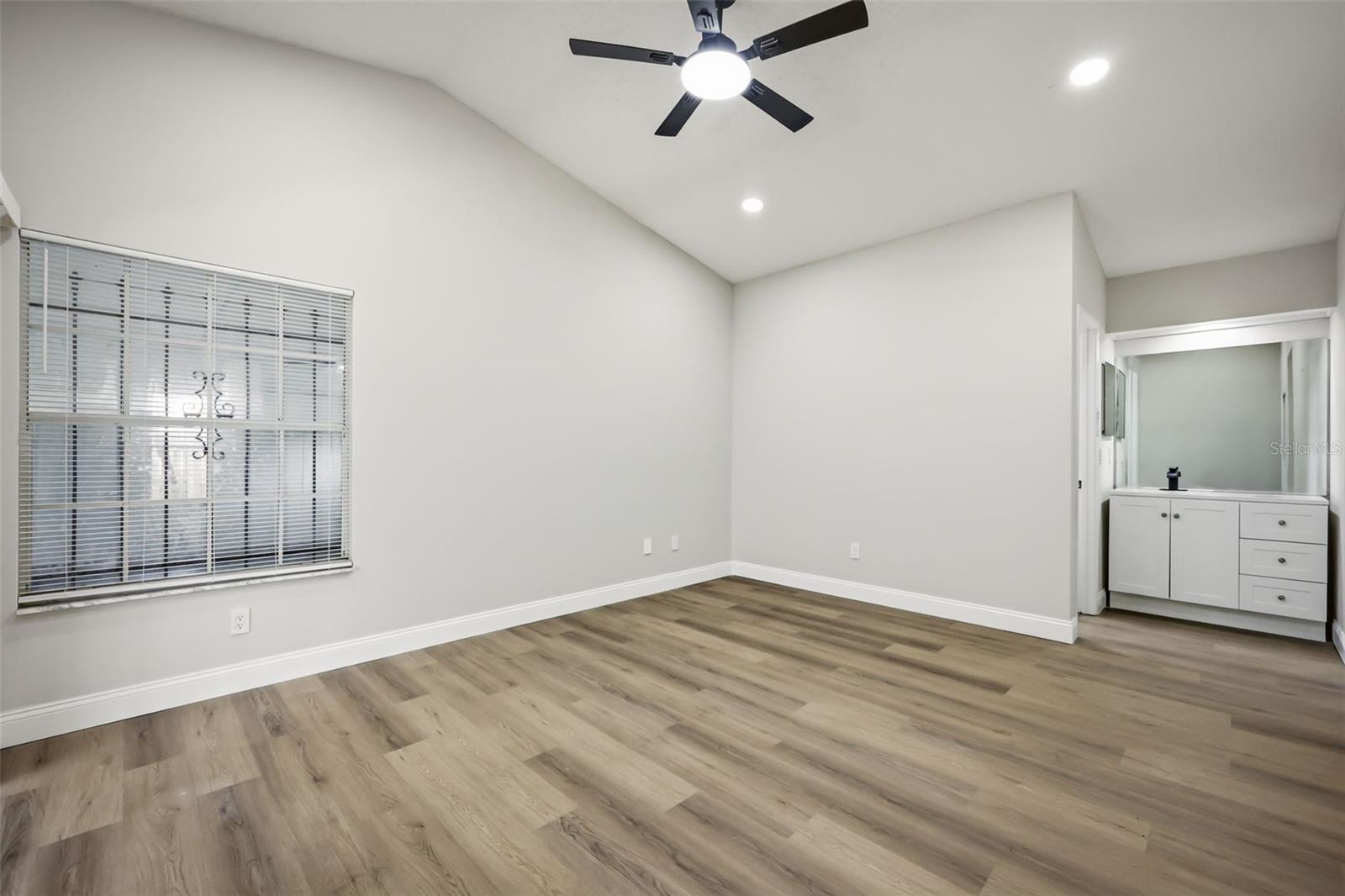 106 LAMPLIGHTER DR, SANFORD, FL, 32771