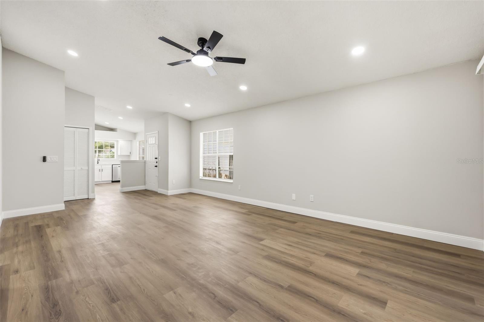106 LAMPLIGHTER DR, SANFORD, FL, 32771