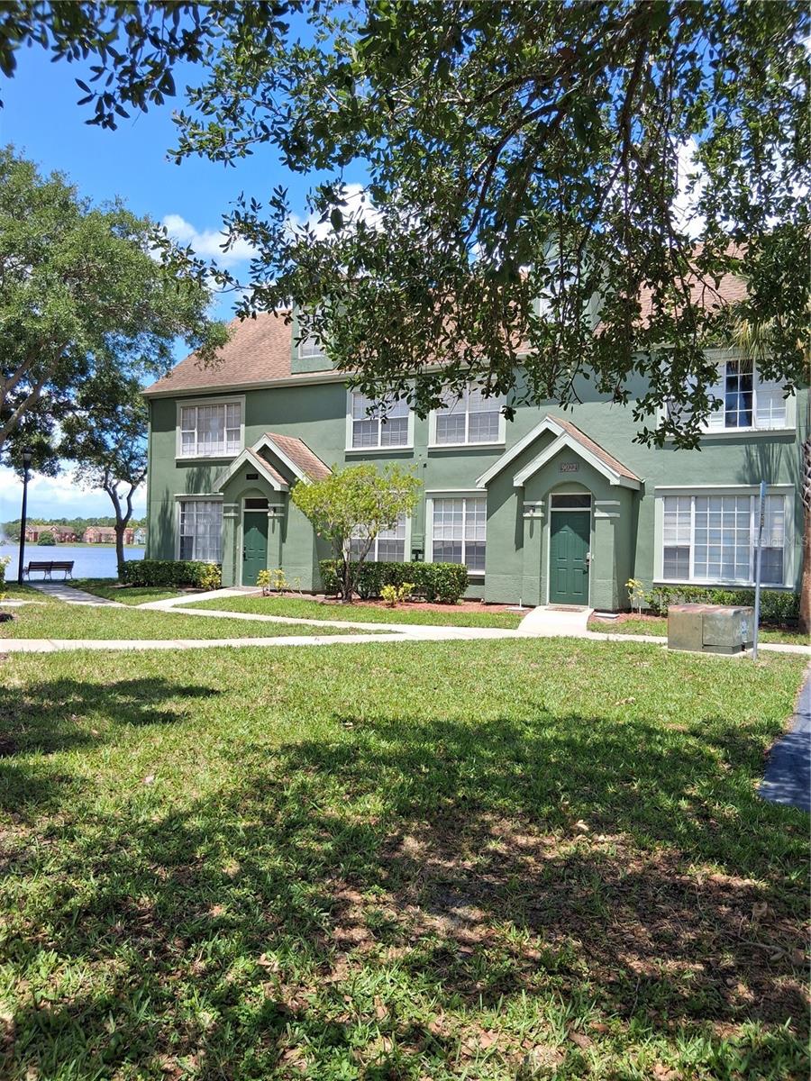 9020 LAKE CHASE ISLAND WAY #9020, TAMPA, FL, 33626