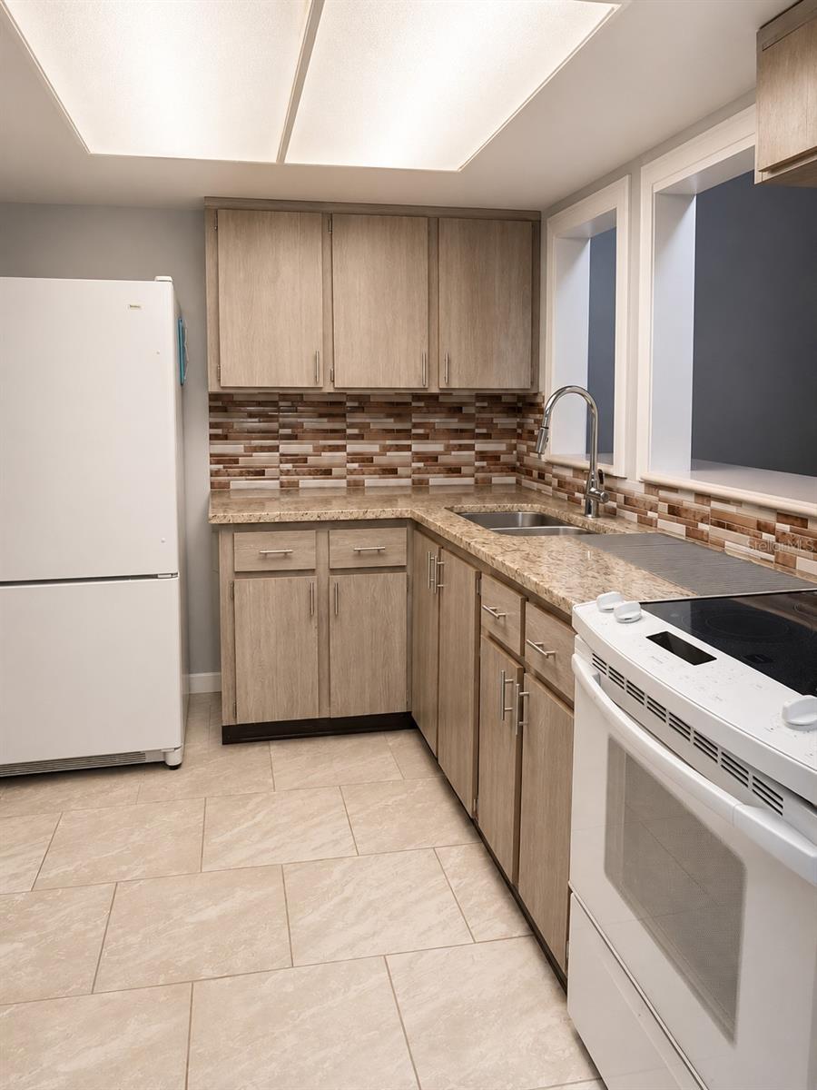 400 AUBURN DR #3, DAYTONA BEACH, FL, 32118