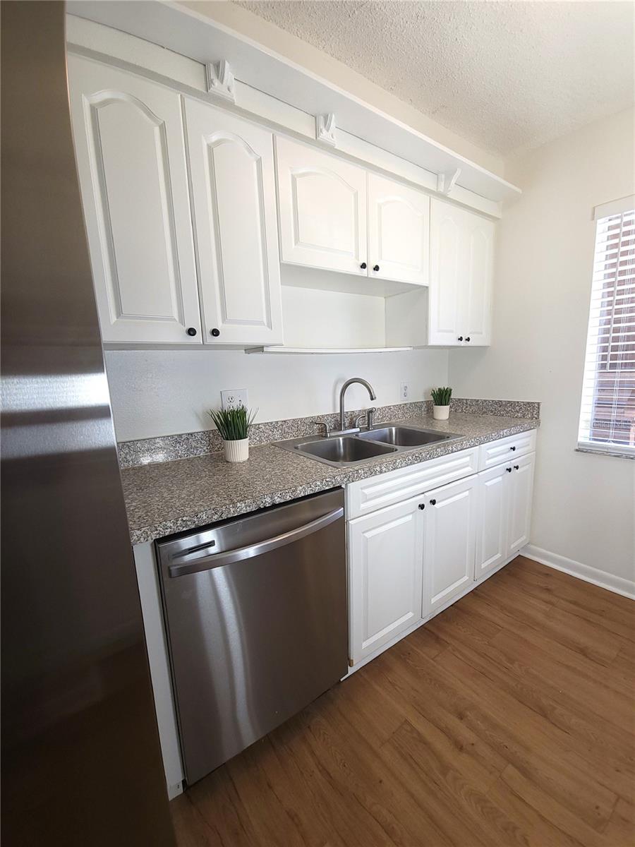 7606 ABBEY LN #208, TAMPA, FL, 33617