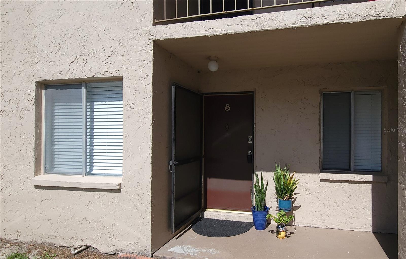 7606 ABBEY LN #208, TAMPA, FL, 33617