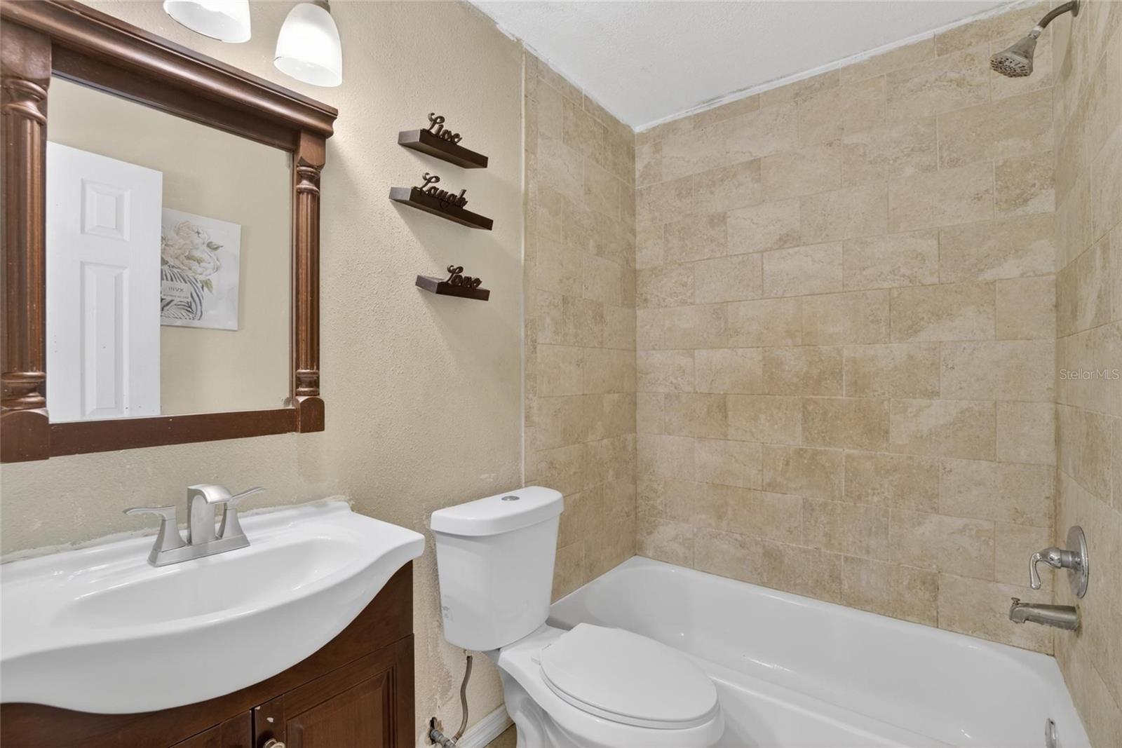 7606 LEON AVE, TAMPA, FL, 33637