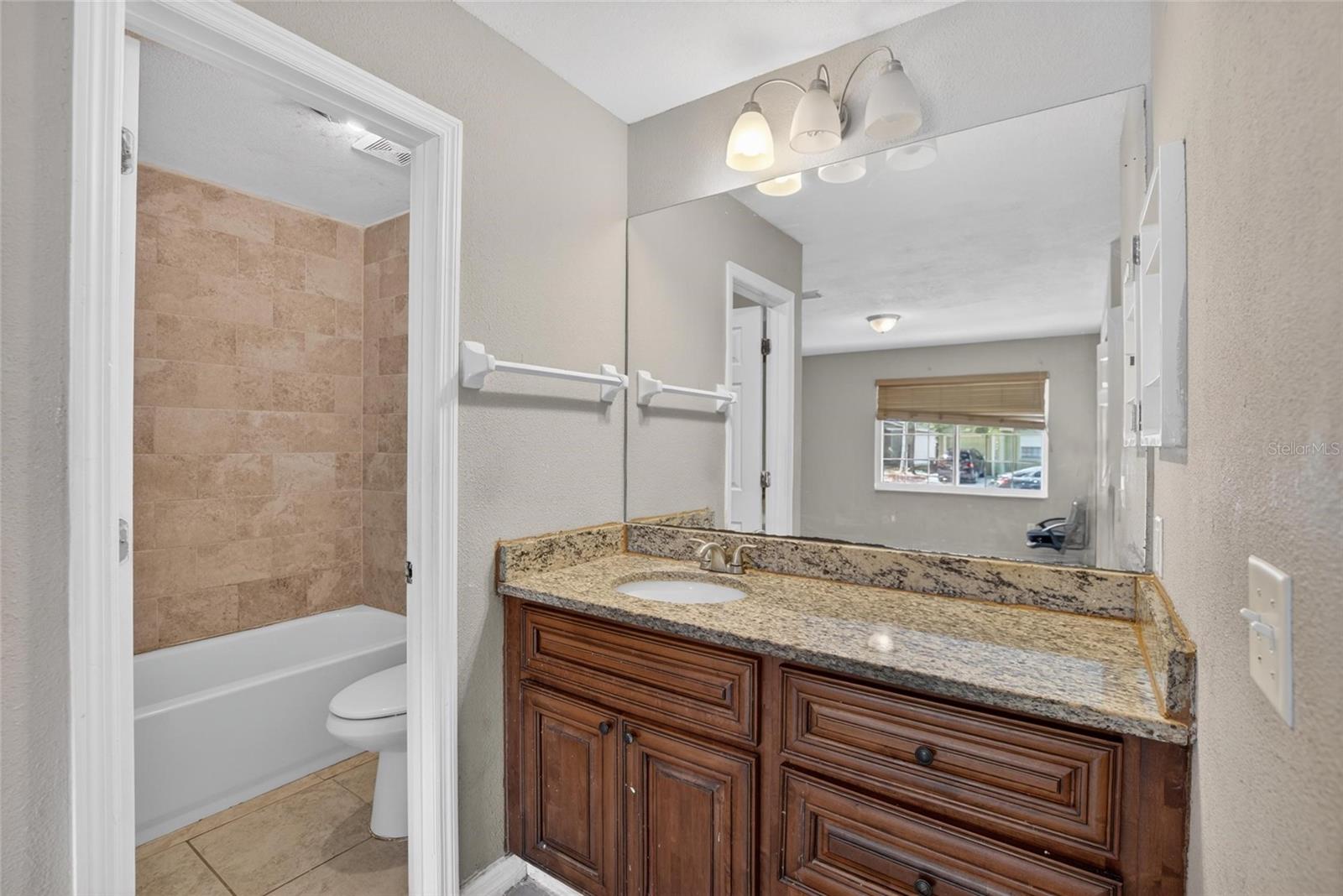 7606 LEON AVE, TAMPA, FL, 33637