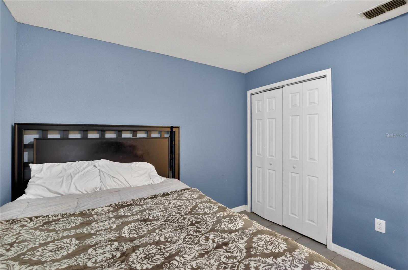 7606 LEON AVE, TAMPA, FL, 33637