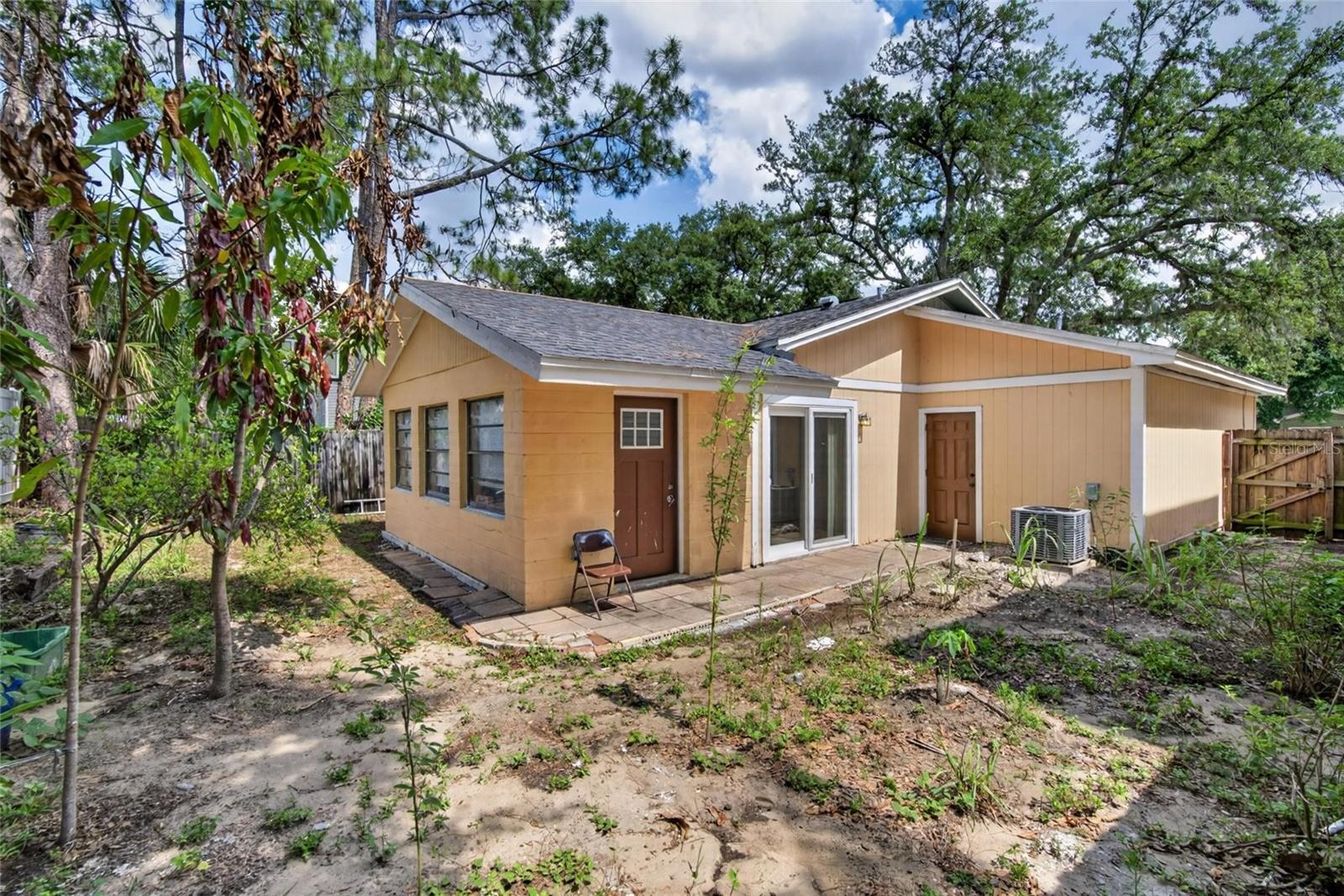 7606 LEON AVE, TAMPA, FL, 33637