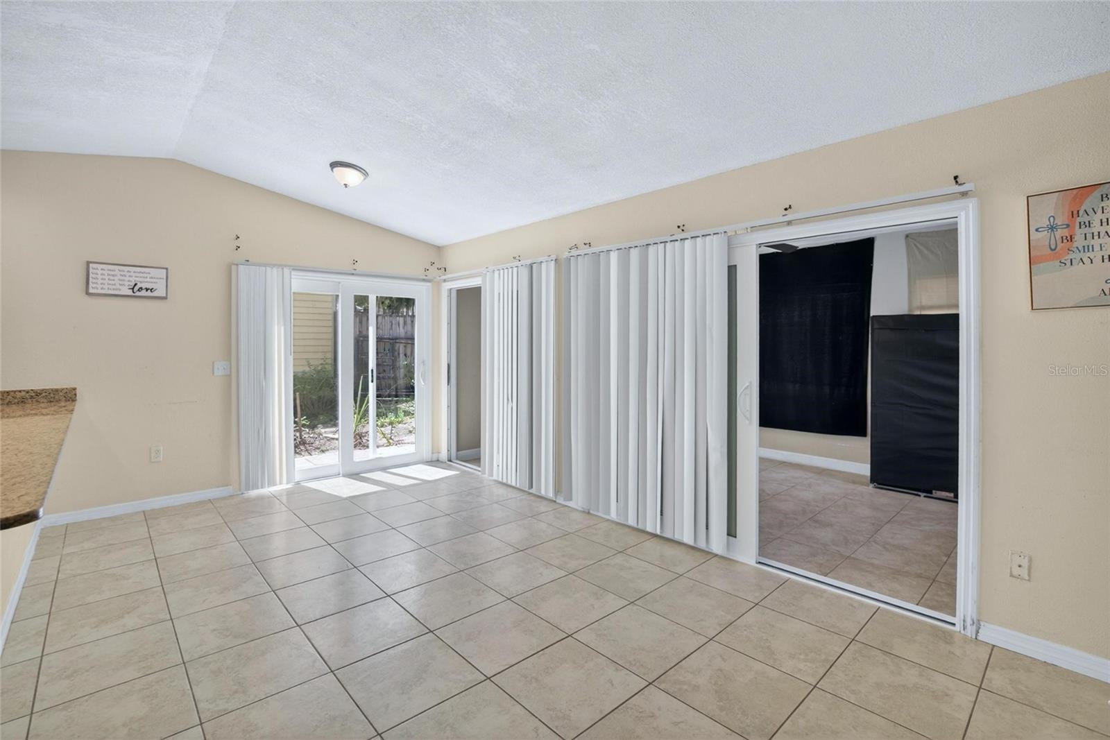 7606 LEON AVE, TAMPA, FL, 33637