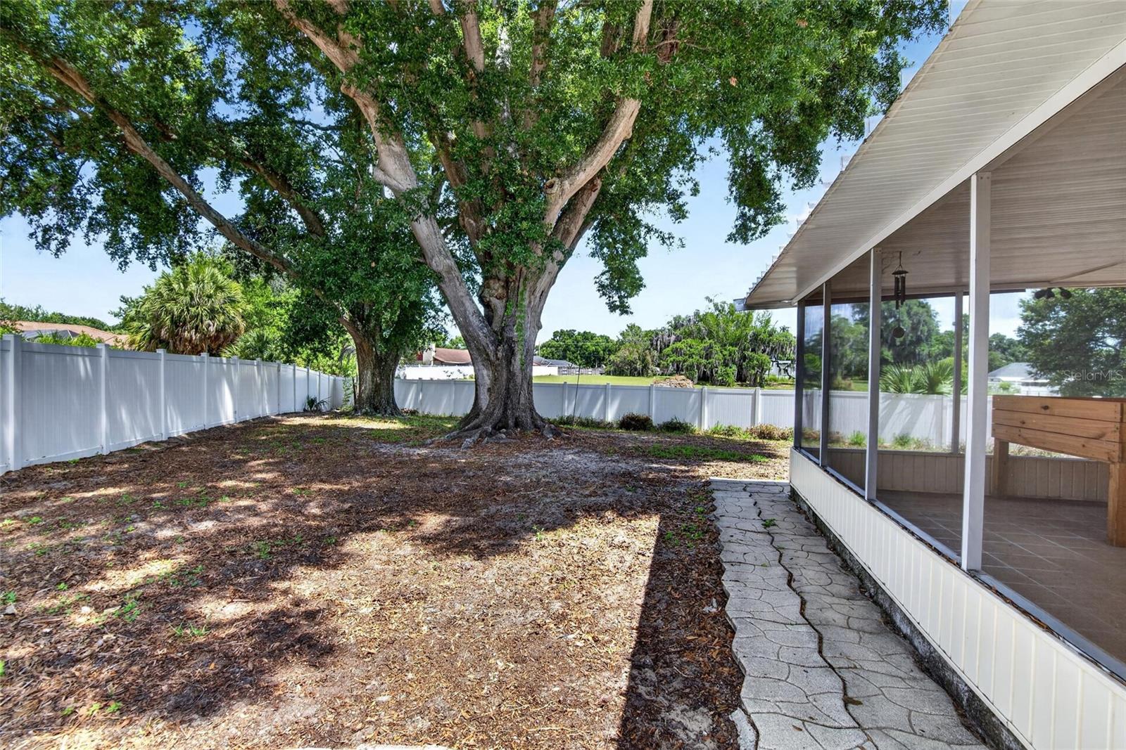328 VAIL DR, WINTER HAVEN, FL, 33884